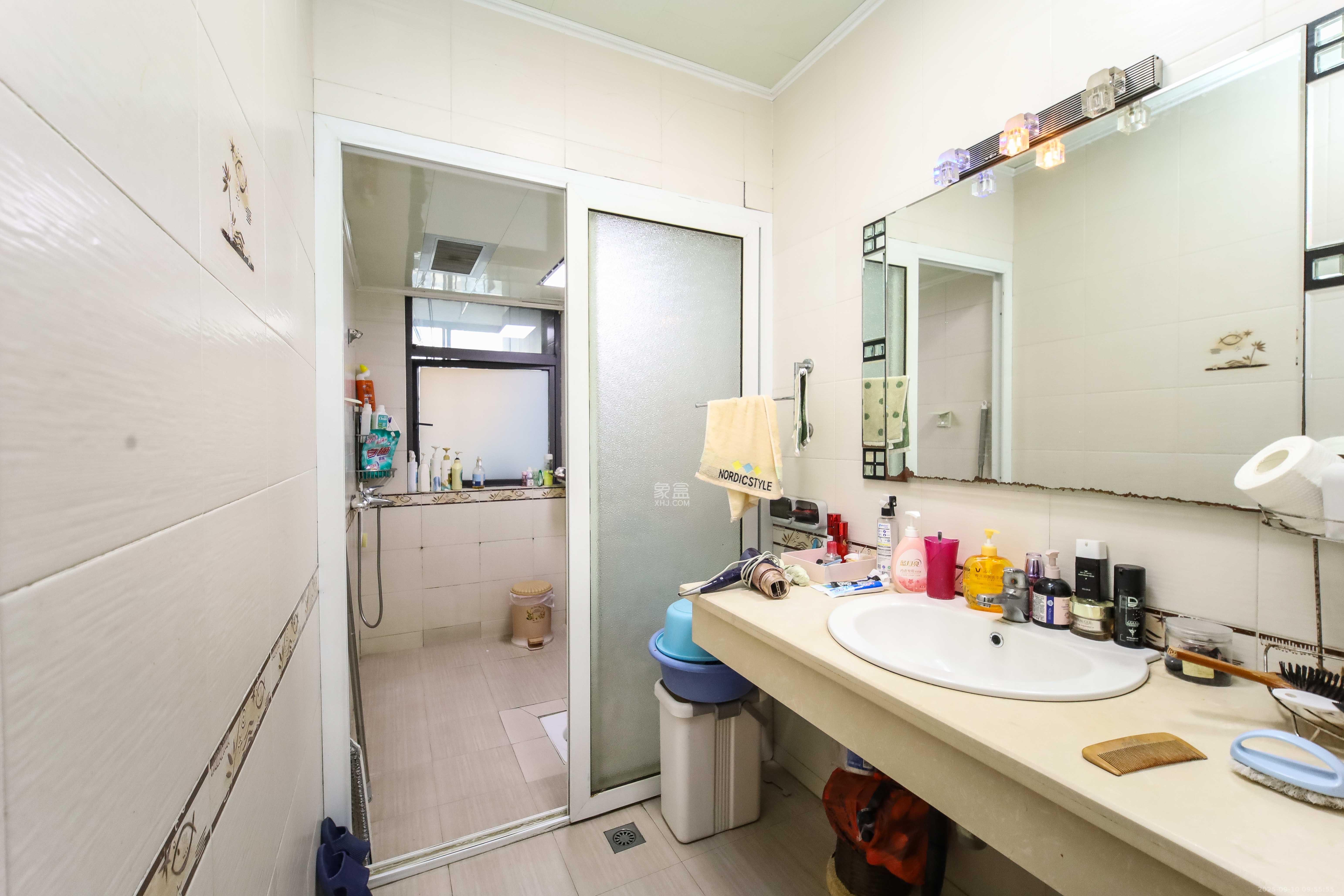 仁和香堤雅境  3室2厅2卫    3000.0元/月室内图