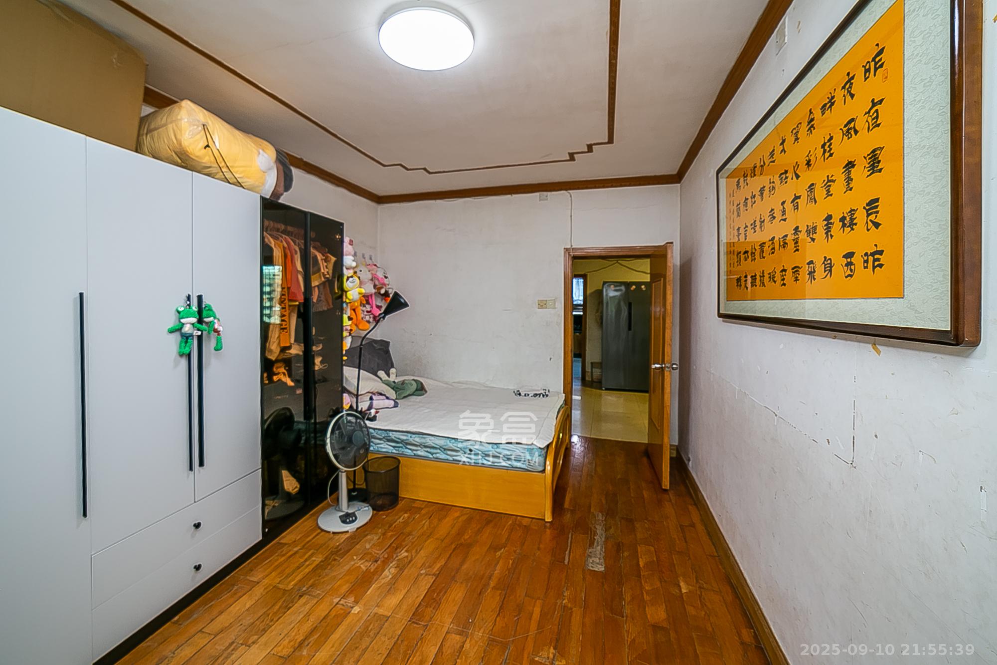 南湖公寓(万顺公寓)  1室1厅1卫    36.0万 南湖公寓(万顺公寓)  1室1厅1卫    36.0万卧室