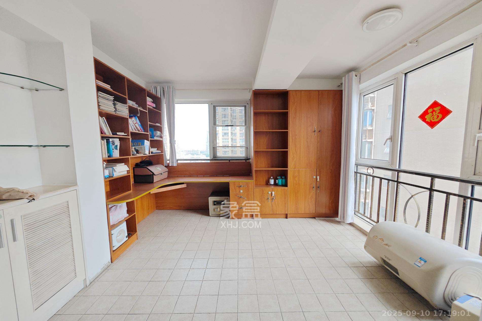 佳天瑞宁花园 3室2厅1卫 123.0万 佳天瑞宁花园 3室2厅1卫 123.0万其他