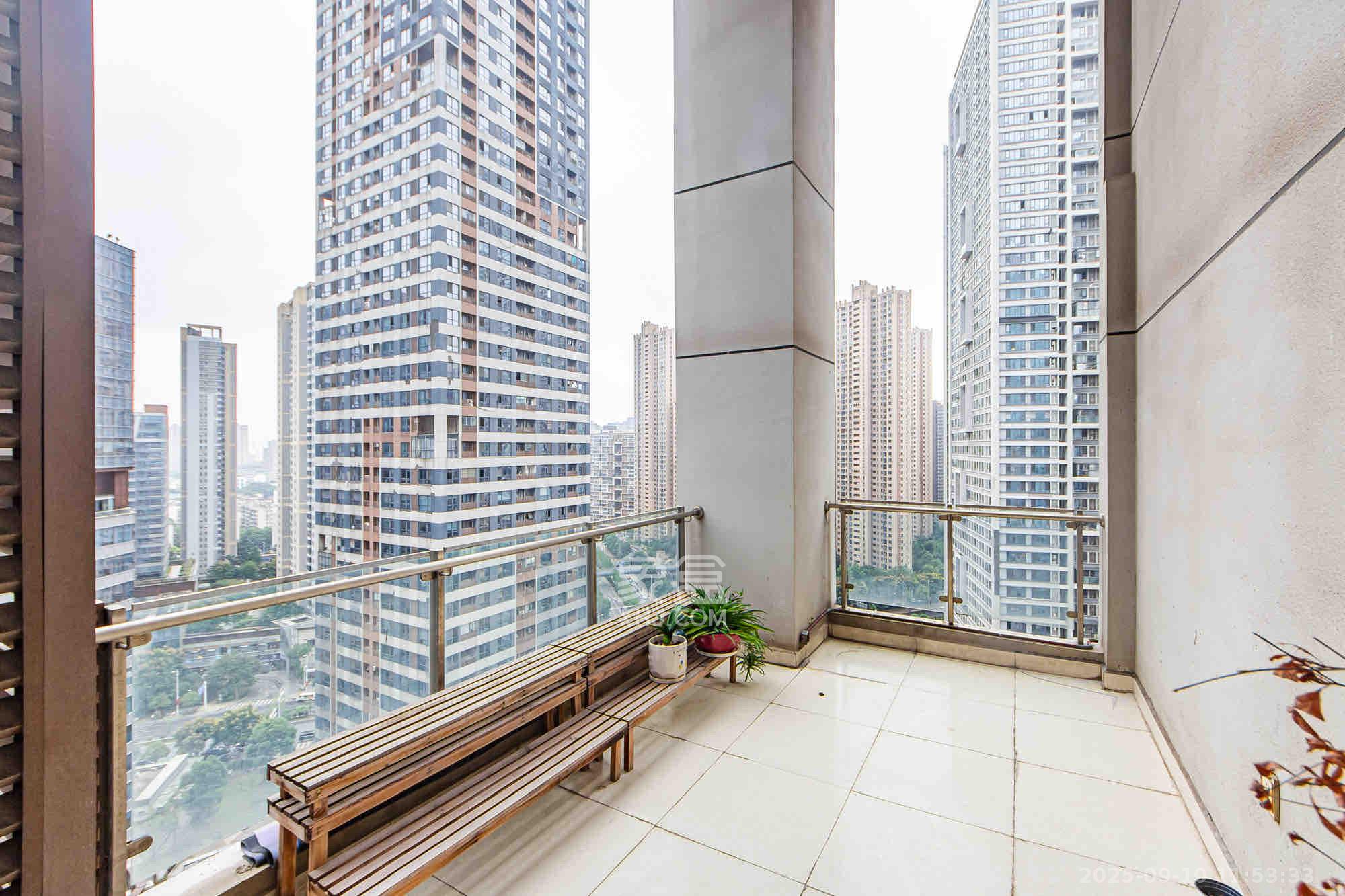 北辰三角洲B1E1区 3室2厅1卫 5500.0元/月 北辰三角洲B1E1区 3室2厅1卫 5500.0元/月室内图