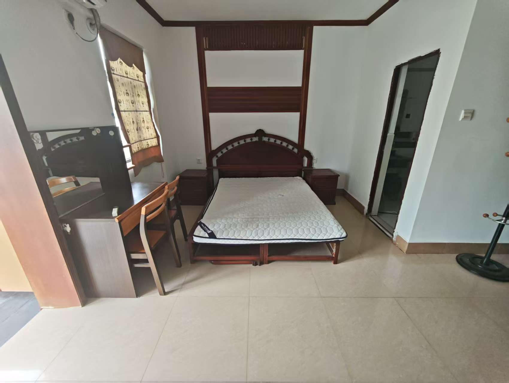 听海南国印象 1室1厅1卫 1300.0元/月 听海南国印象 1室1厅1卫 1300.0元/月室内图