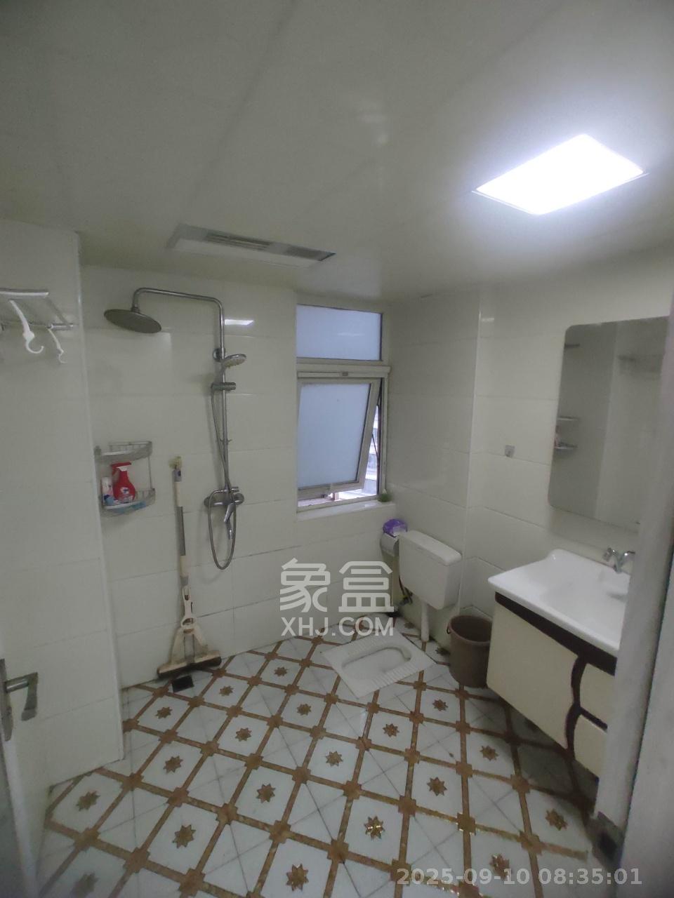 北辰三角洲E3区  2室2厅1卫    3200.0元/月 北辰三角洲E3区  2室2厅1卫    3200.0元/月室内图