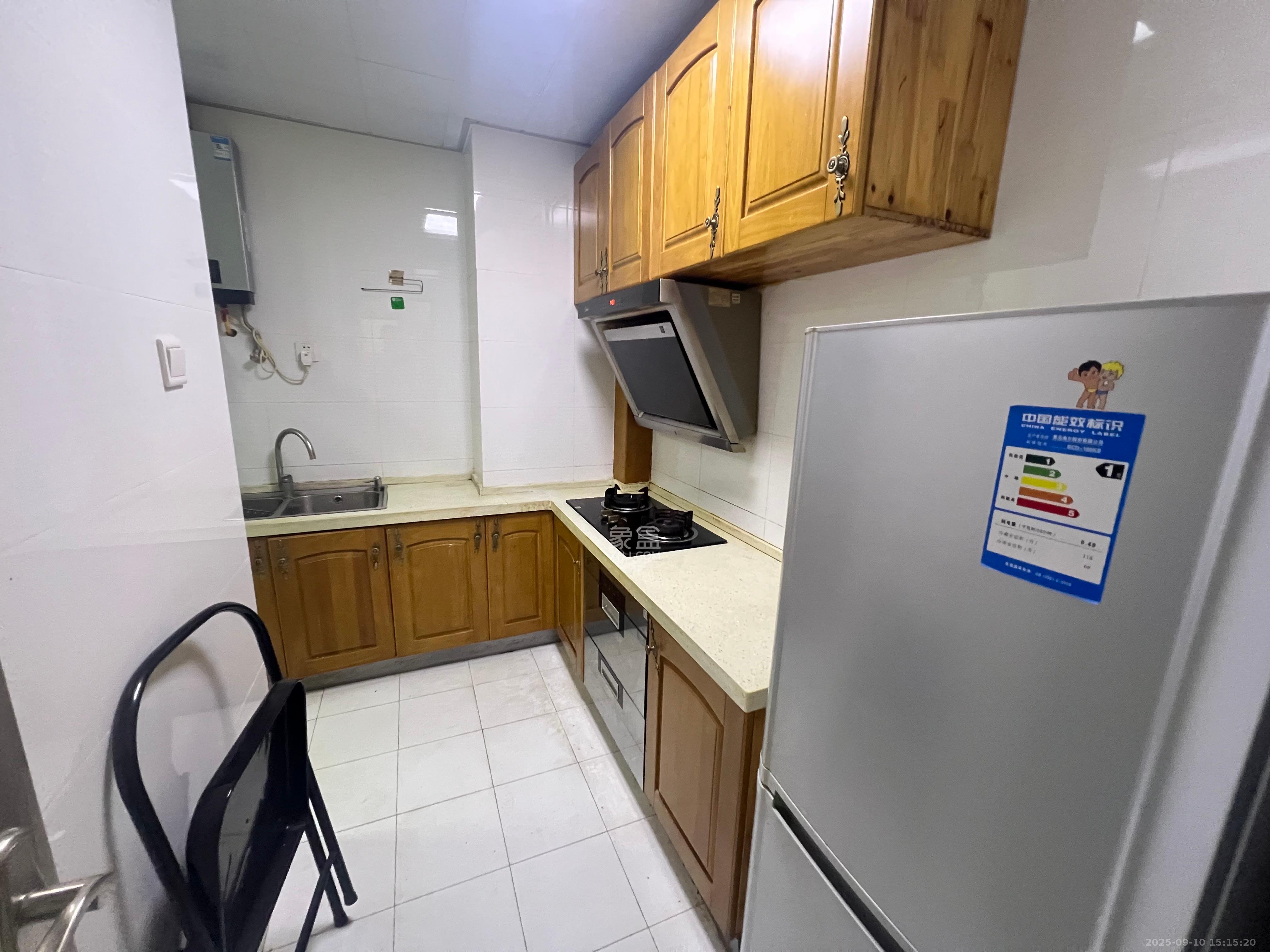 五矿万境水岸一期(万境水岸嘉苑) 1室2厅1卫 2200.0元/月 五矿万境水岸一期(万境水岸嘉苑) 1室2厅1卫 2200.0元/月室内图