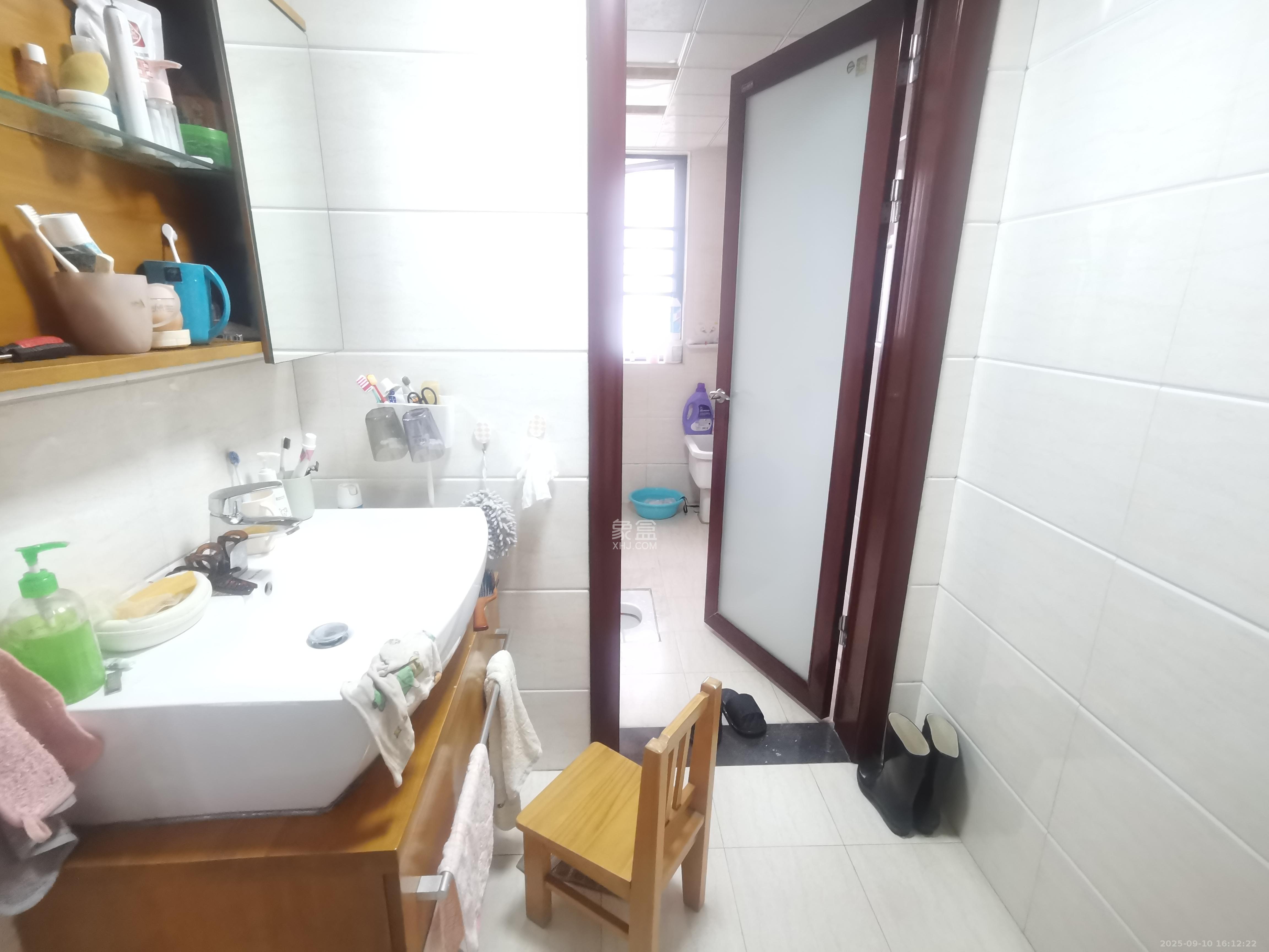 美林银谷  4室2厅2卫    3800.0元/月 美林银谷  4室2厅2卫    3800.0元/月室内图