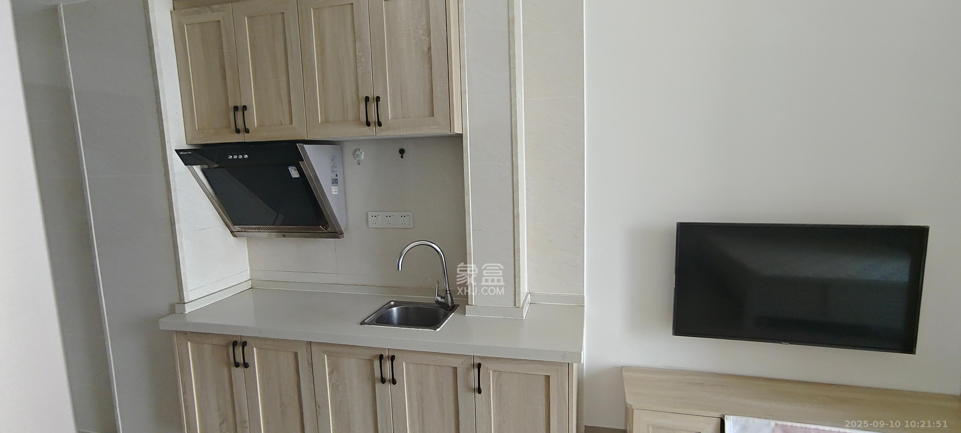 新世界广场 1室1厅1卫 1500.0元/月 新世界广场 1室1厅1卫 1500.0元/月室内图