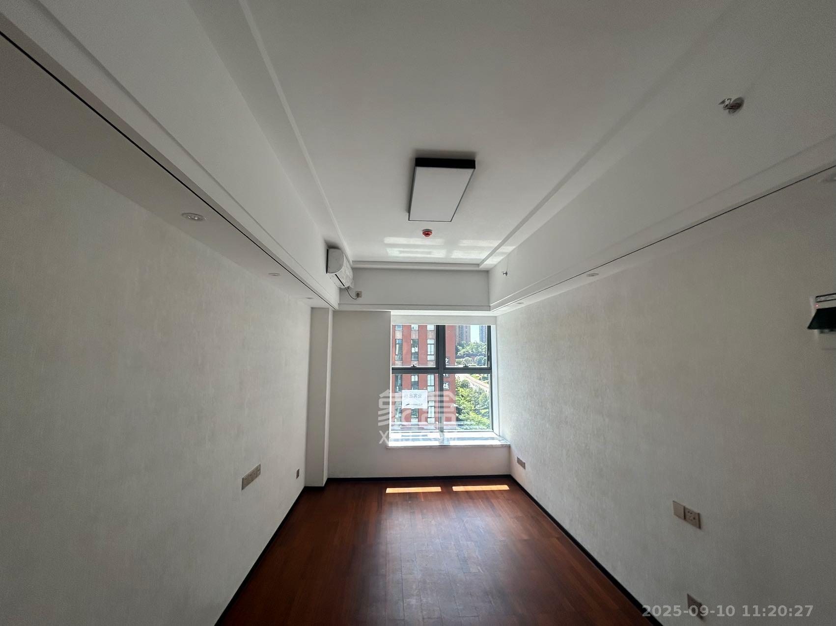 福天藏郡院子  1室1厅1卫    950.0元/月 福天藏郡院子  1室1厅1卫    950.0元/月