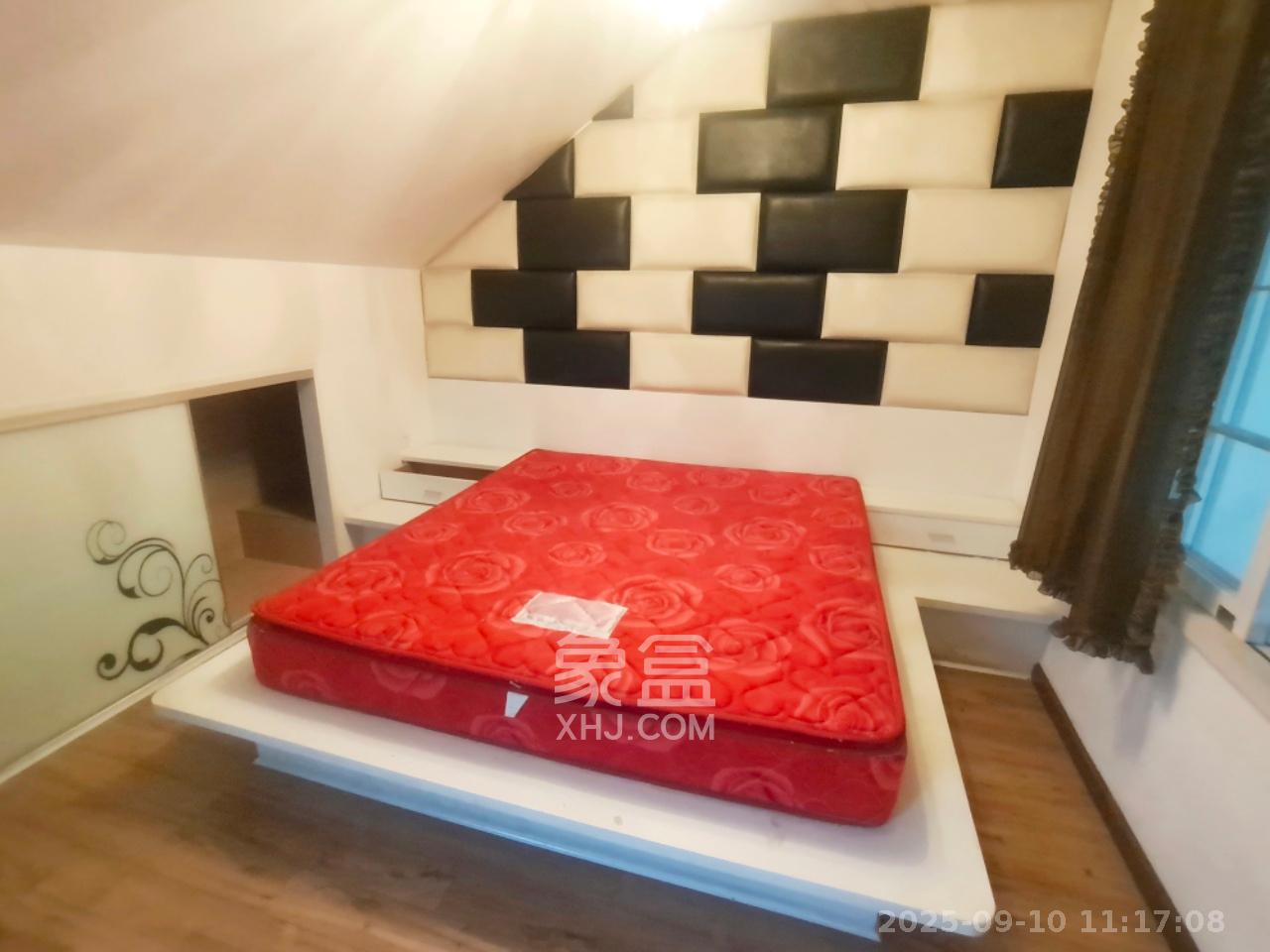 共和世家  4室2厅2卫    3900.0元/月 共和世家  4室2厅2卫    3900.0元/月室内图