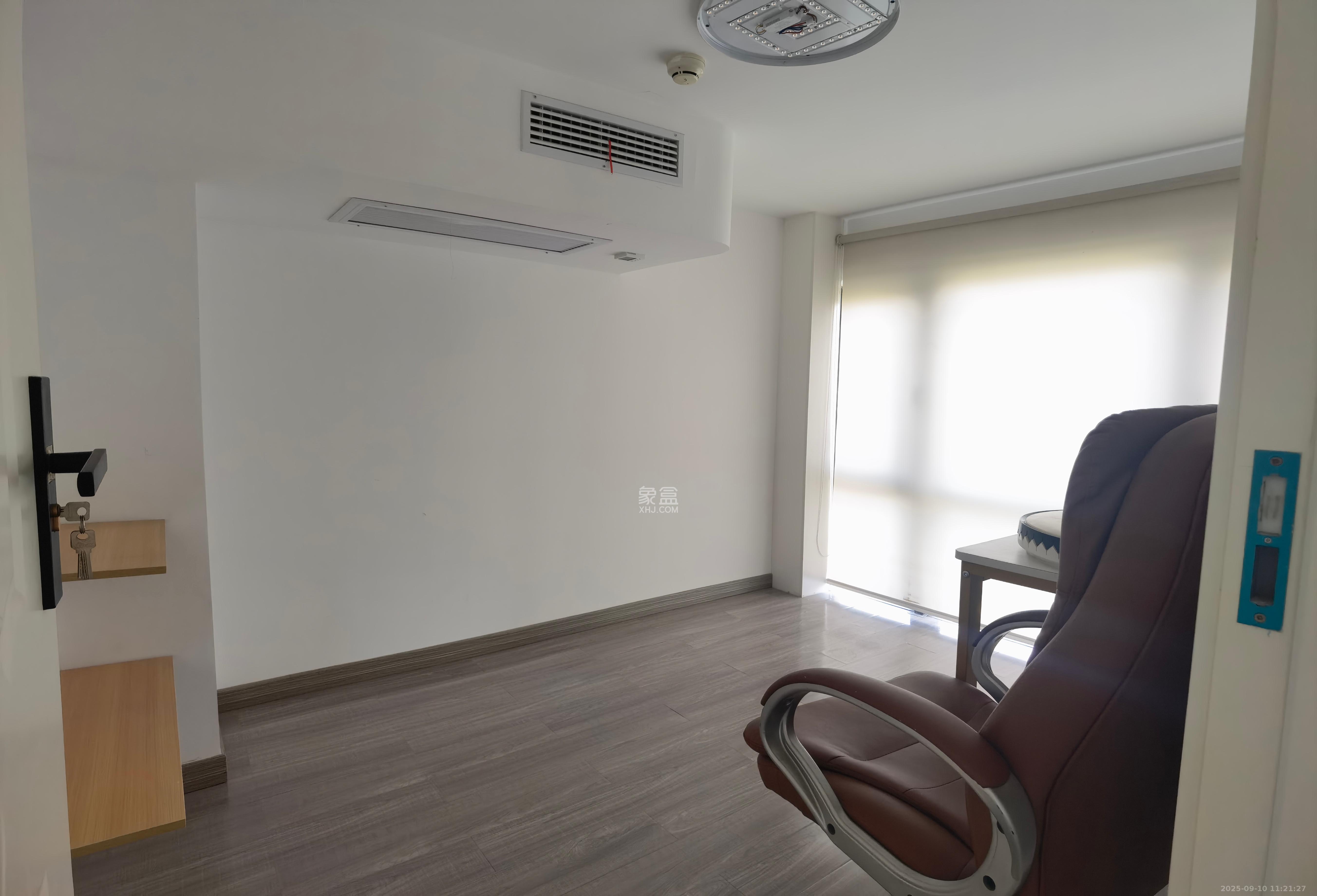 湘水郡（兴旺小爱同学）  3室2厅1卫    2100.0元/月室内图