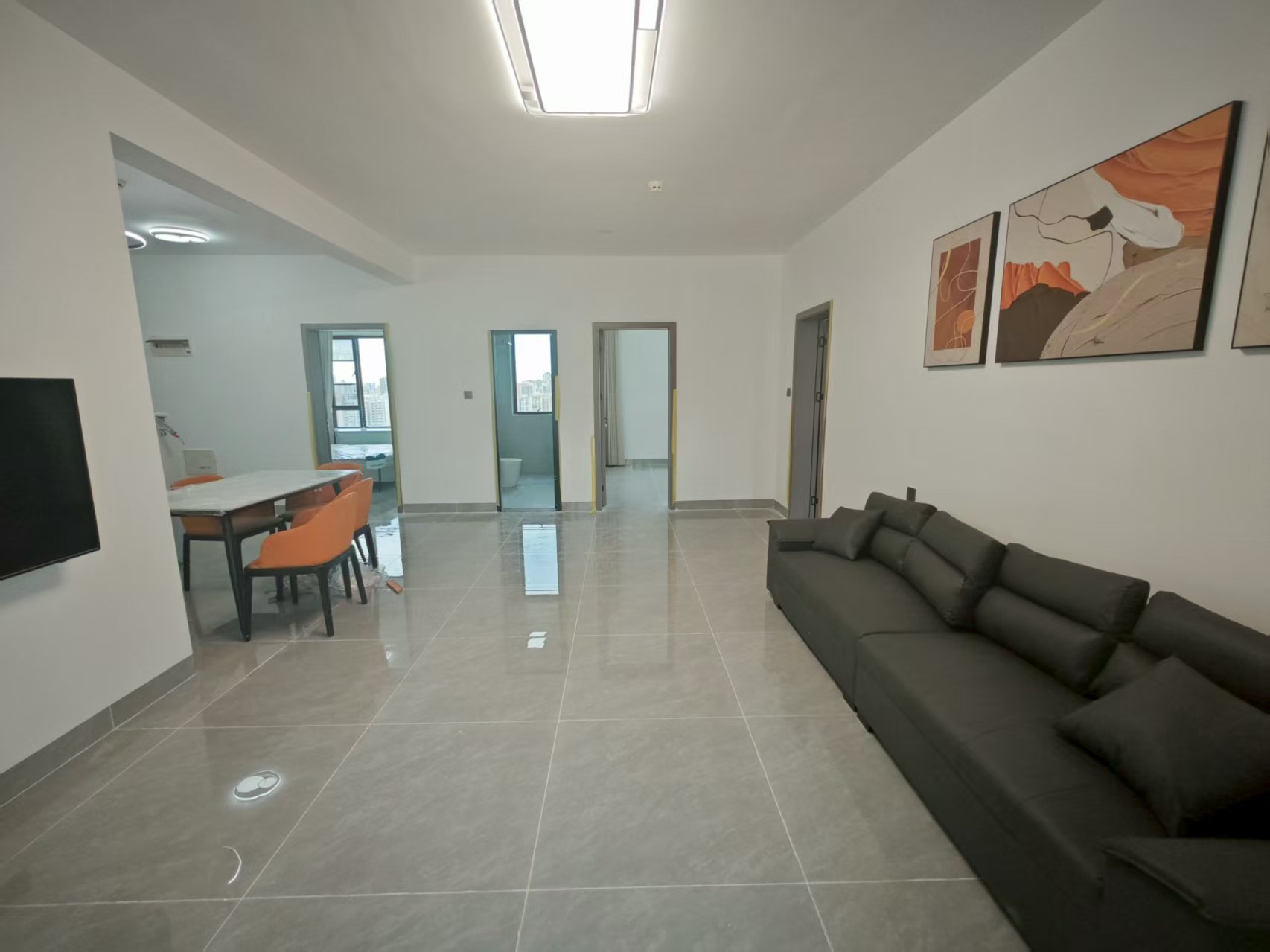 天街华府(海南新天地) 3室2厅2卫 4000.0元/月 天街华府(海南新天地) 3室2厅2卫 4000.0元/月室内图