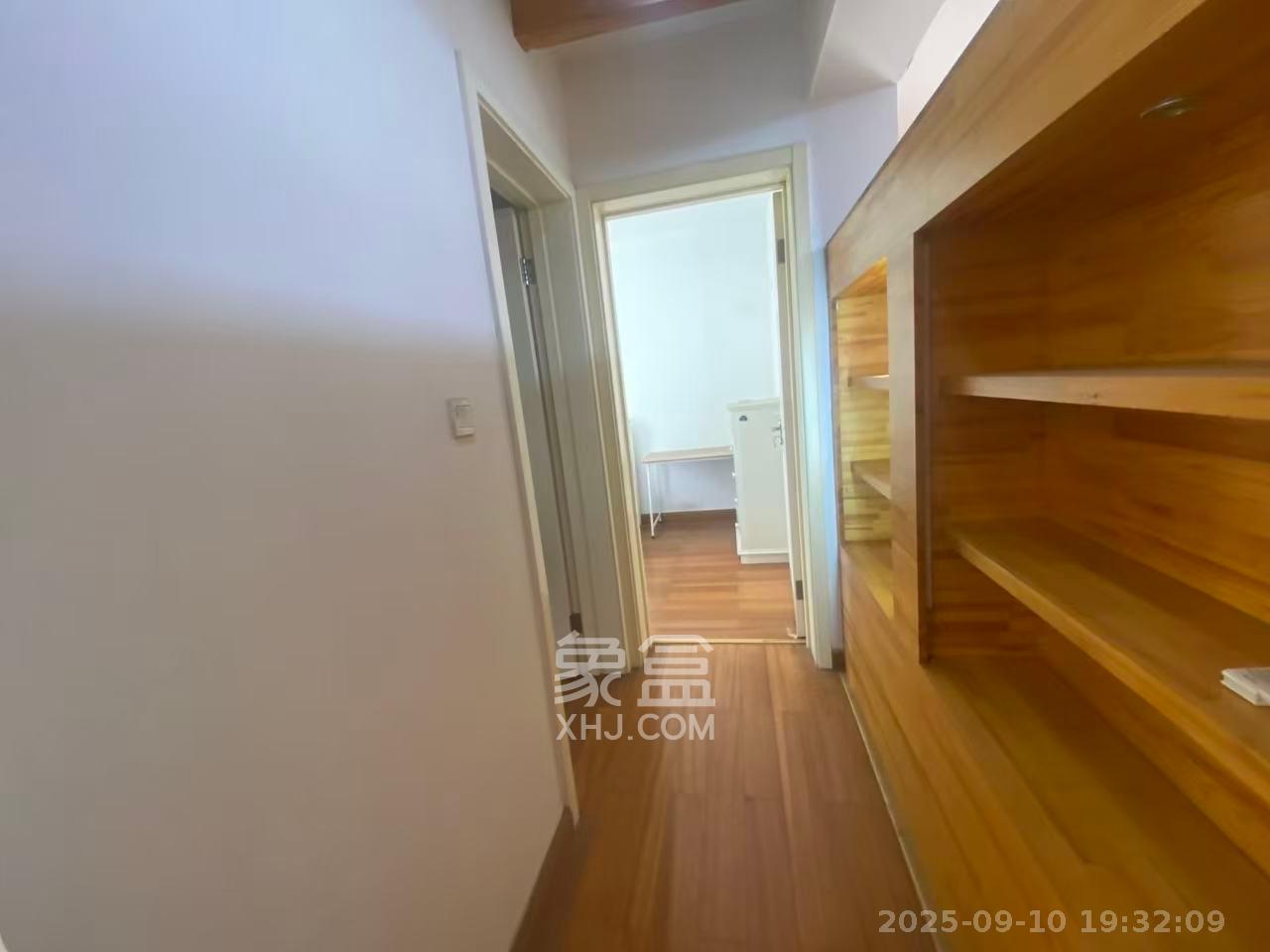 世嘉国际华城 5室2厅2卫 4000.0元/月 世嘉国际华城 5室2厅2卫 4000.0元/月室内图