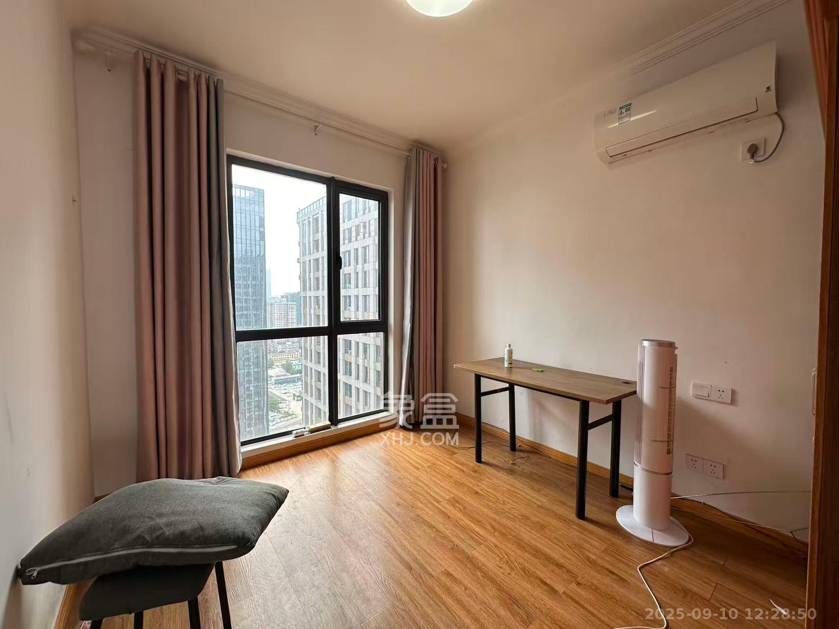 里约荟  3室2厅2卫    3200.0元/月室内图