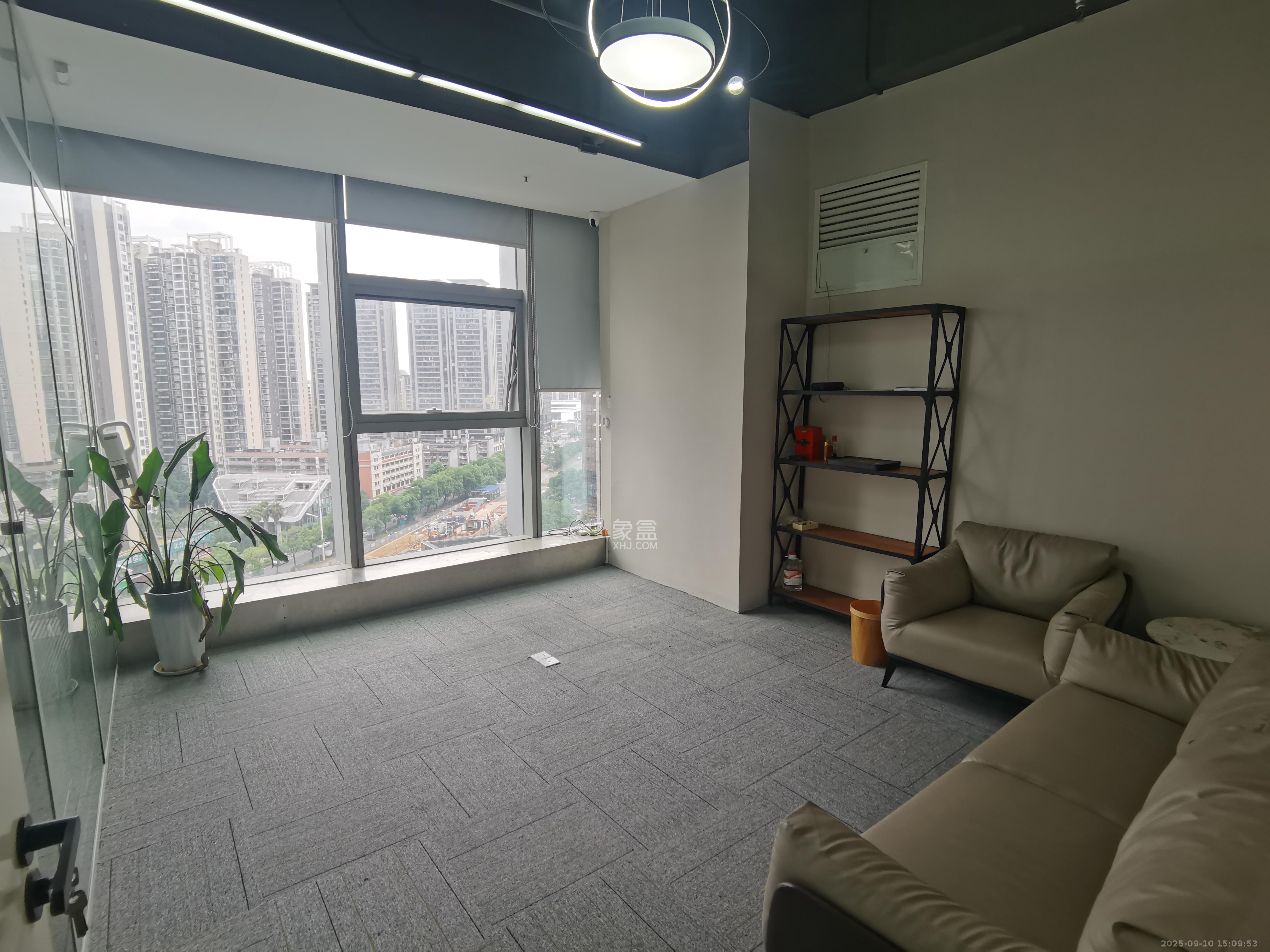 万博汇   188.0㎡      9800.0元/月室内图