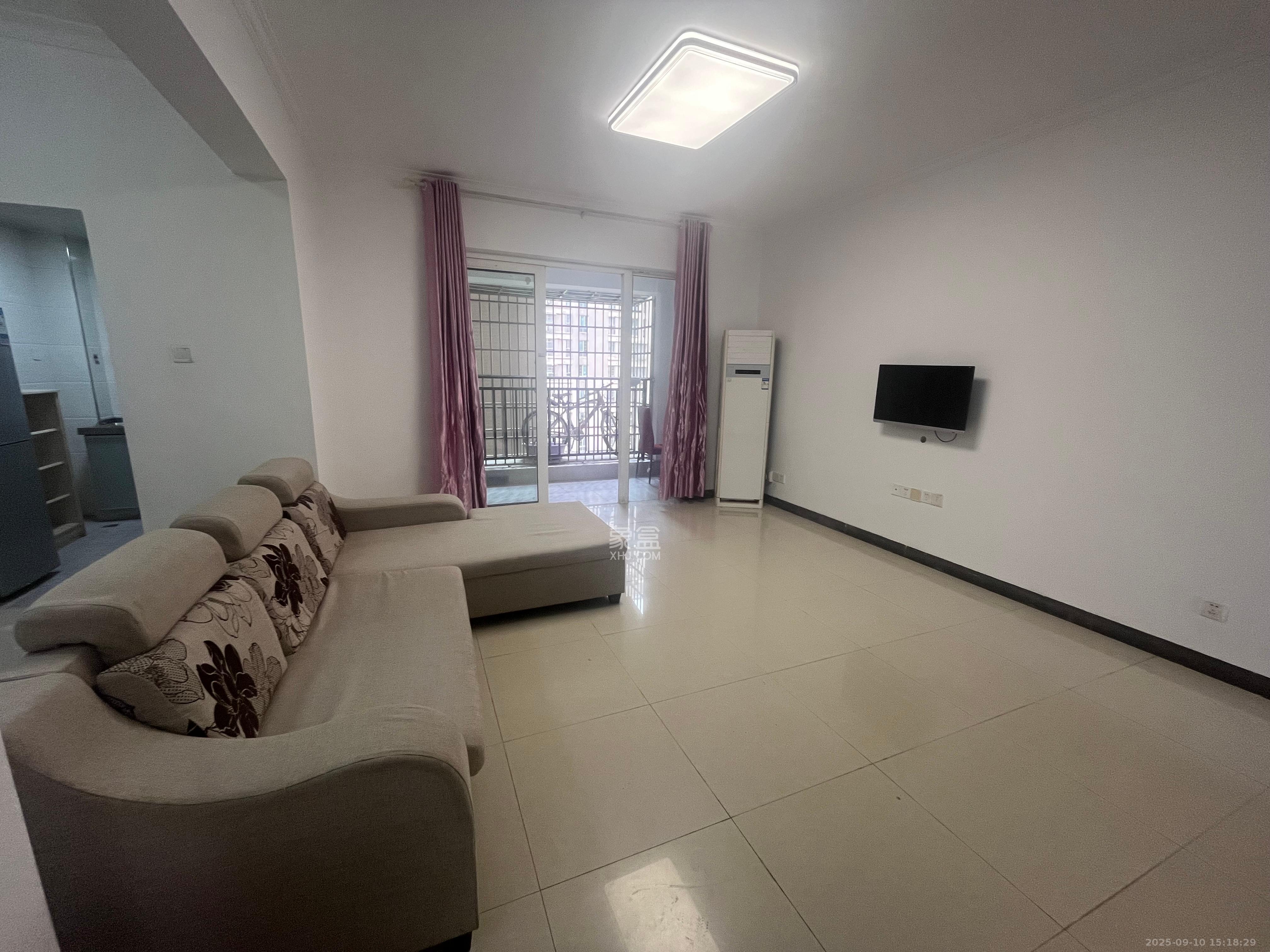 上河国际C区 3室2厅2卫 2800.0元/月 上河国际C区 3室2厅2卫 2800.0元/月室内图