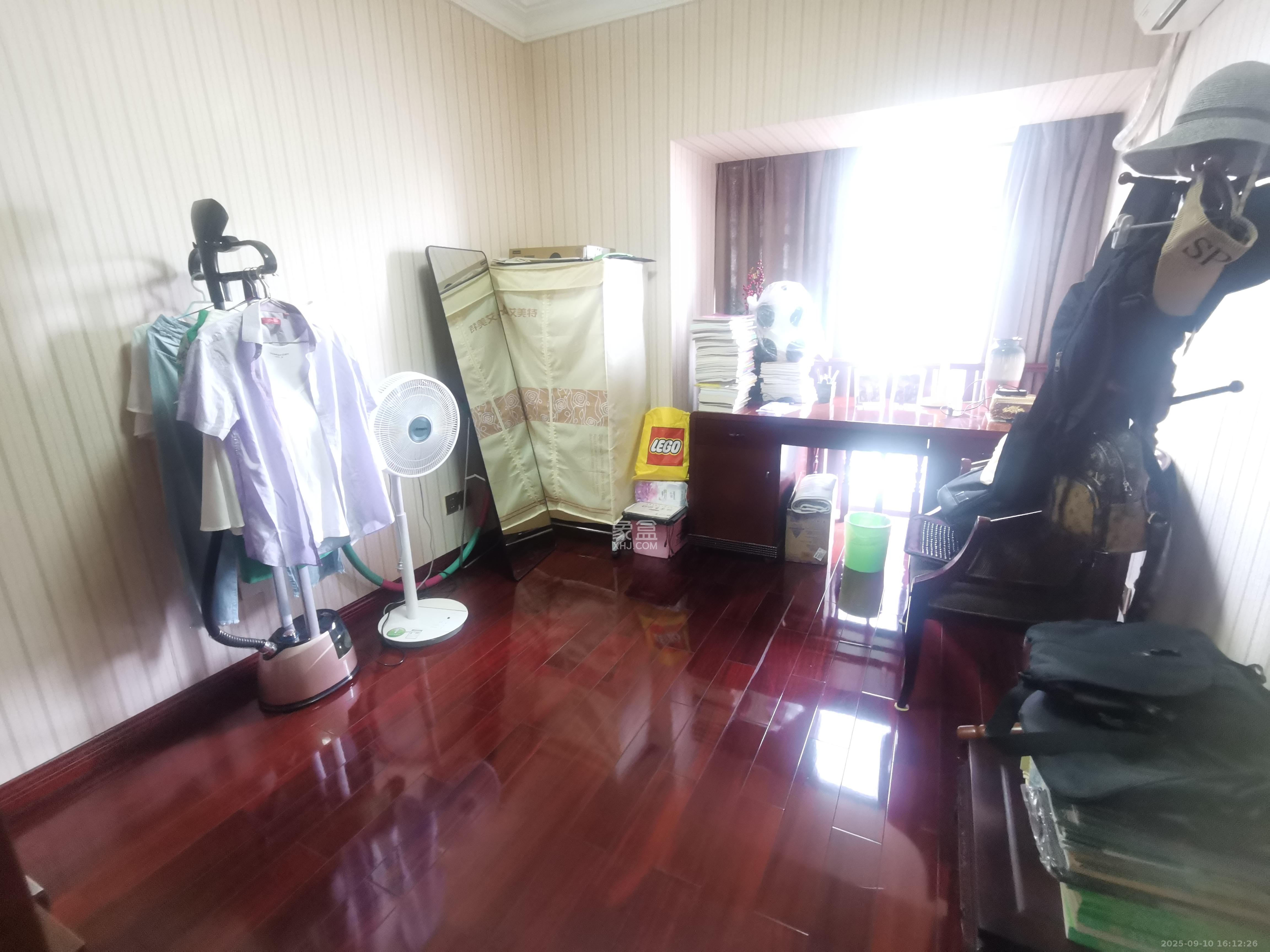 美林银谷  4室2厅2卫    3800.0元/月 美林银谷  4室2厅2卫    3800.0元/月室内图