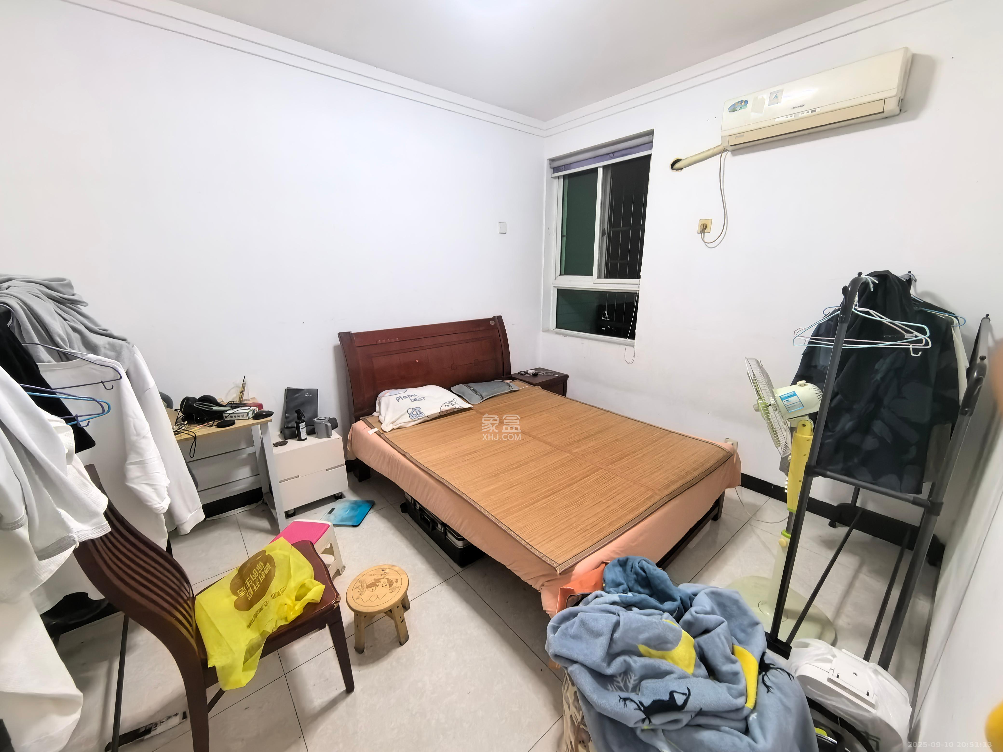 欣胜园 3室2厅2卫 1880.0元/月 欣胜园 3室2厅2卫 1880.0元/月室内图