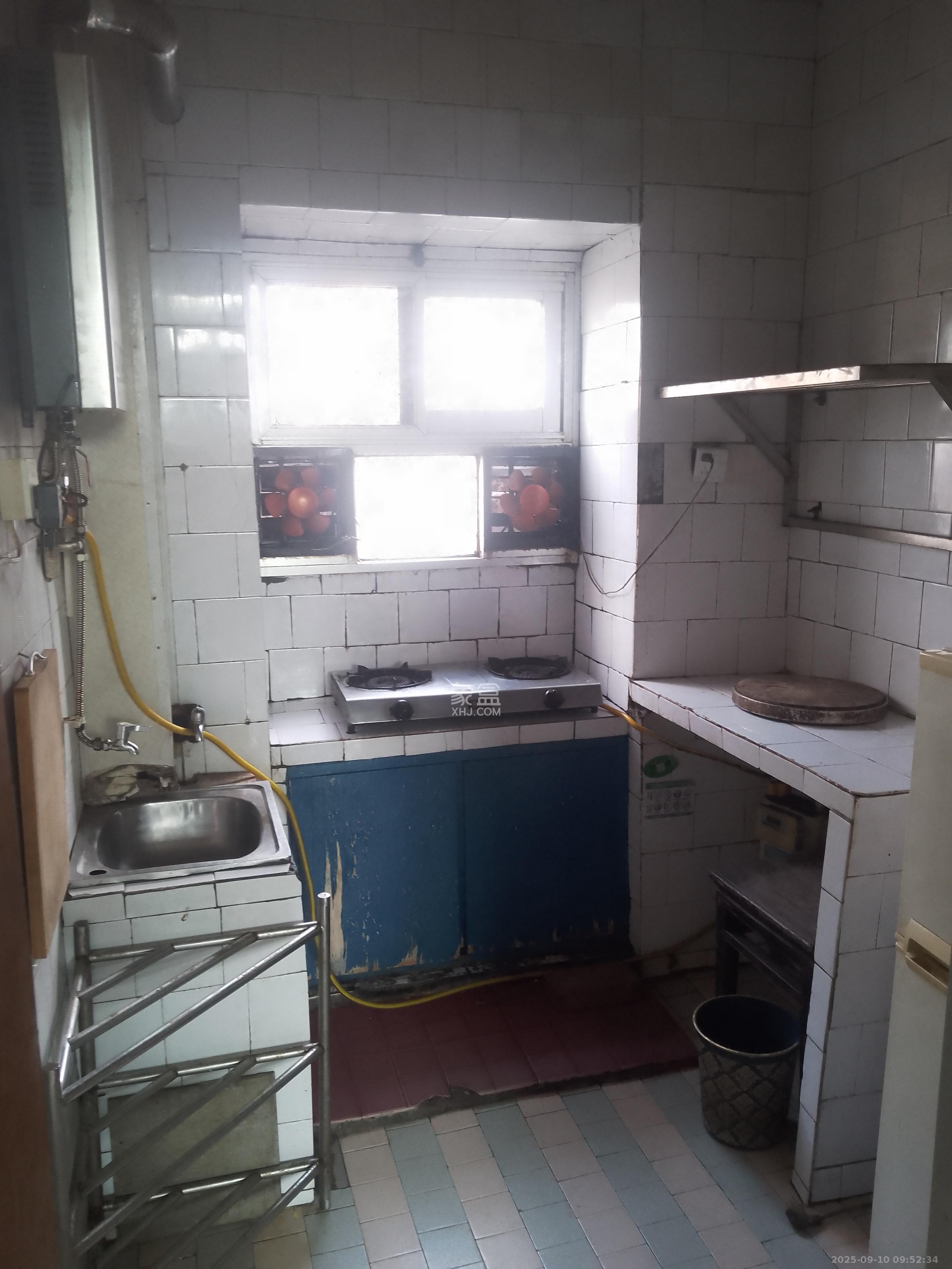 南湖路水工机械厂宿舍 2室1厅1卫 1000.0元/月 南湖路水工机械厂宿舍 2室1厅1卫 1000.0元/月室内图