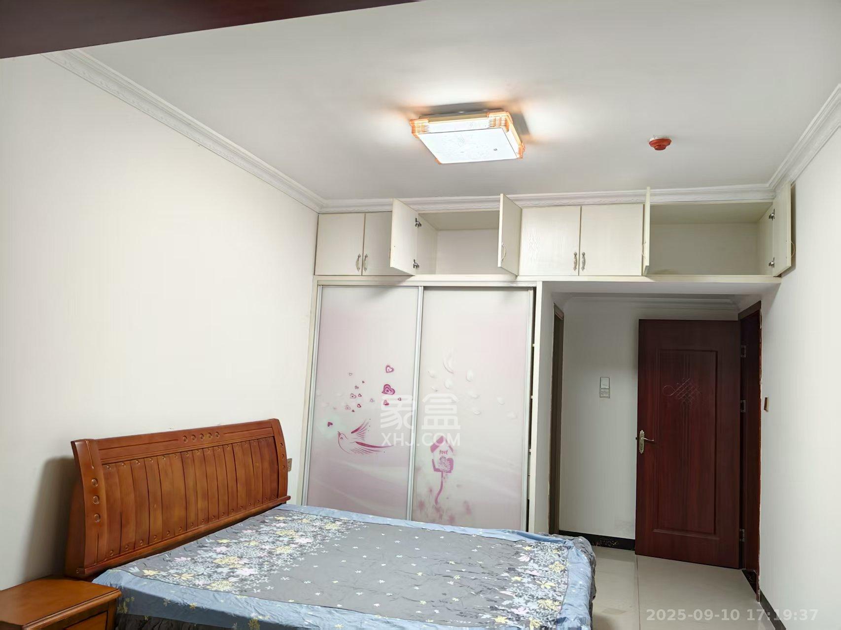 联丰苑  3室2厅1卫    2000.0元/月室内图