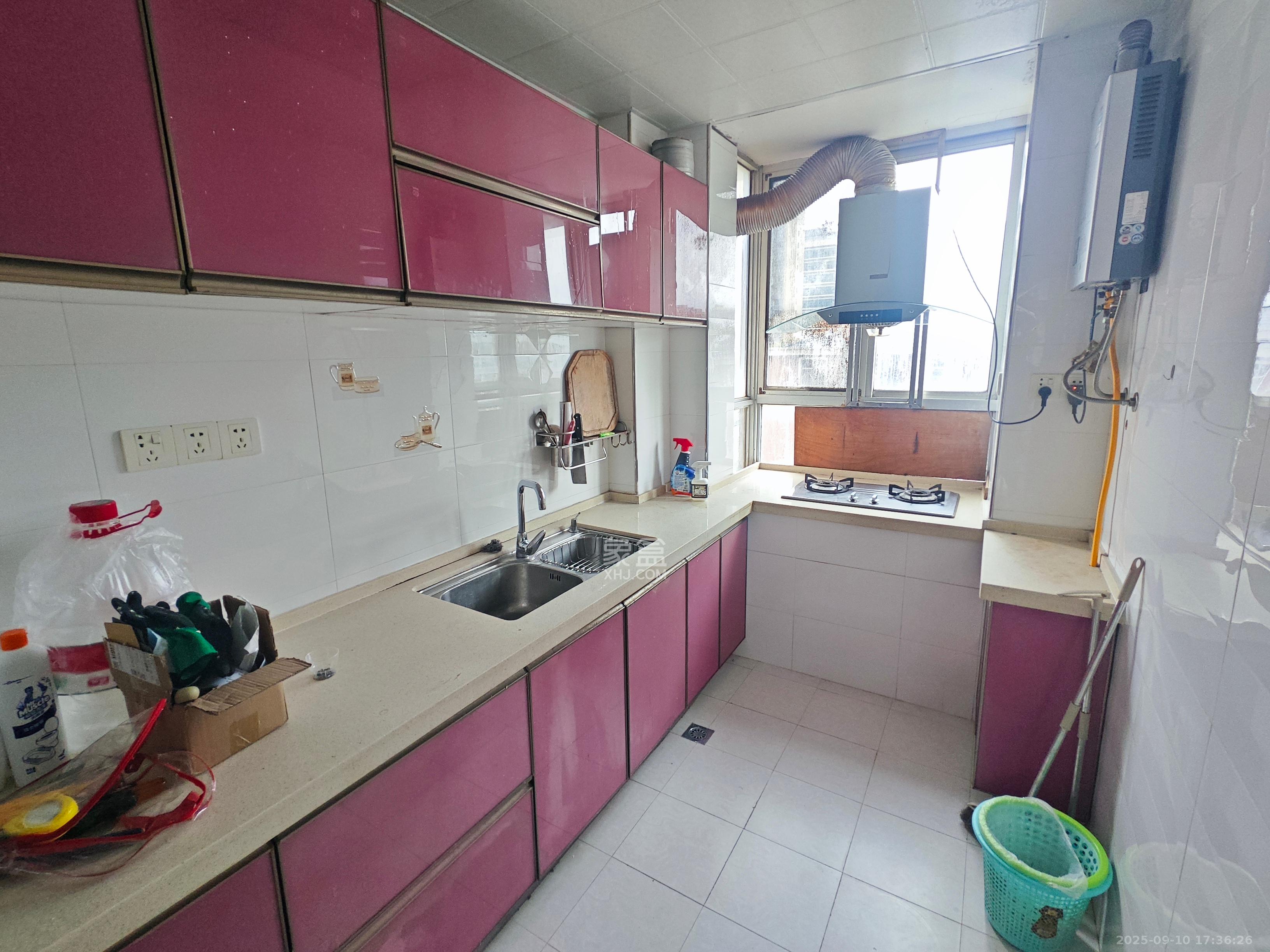 人和苑 3室2厅1卫 1800.0元/月 人和苑 3室2厅1卫 1800.0元/月室内图