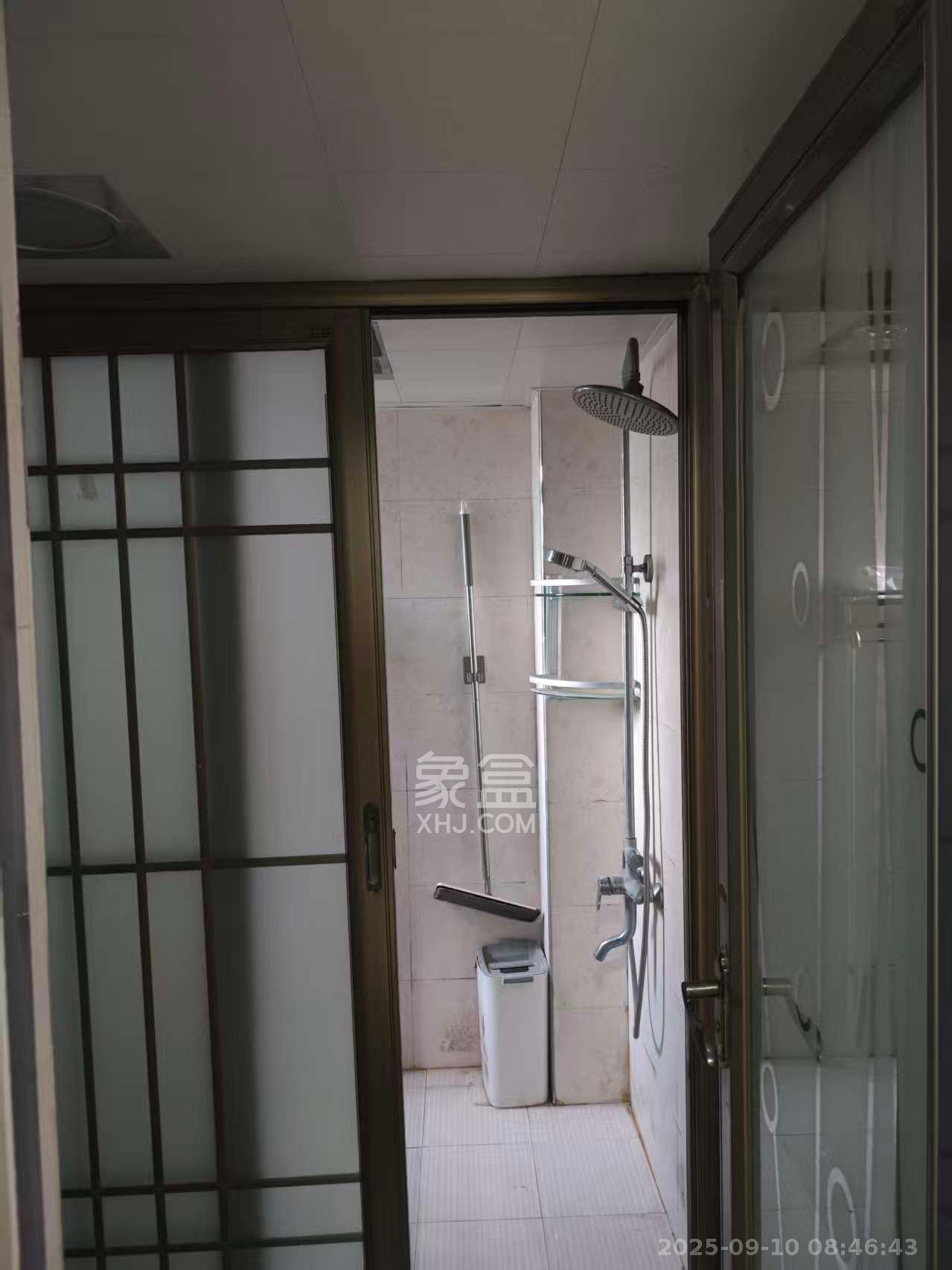 三江花中城  2室2厅1卫    2000.0元/月室内图