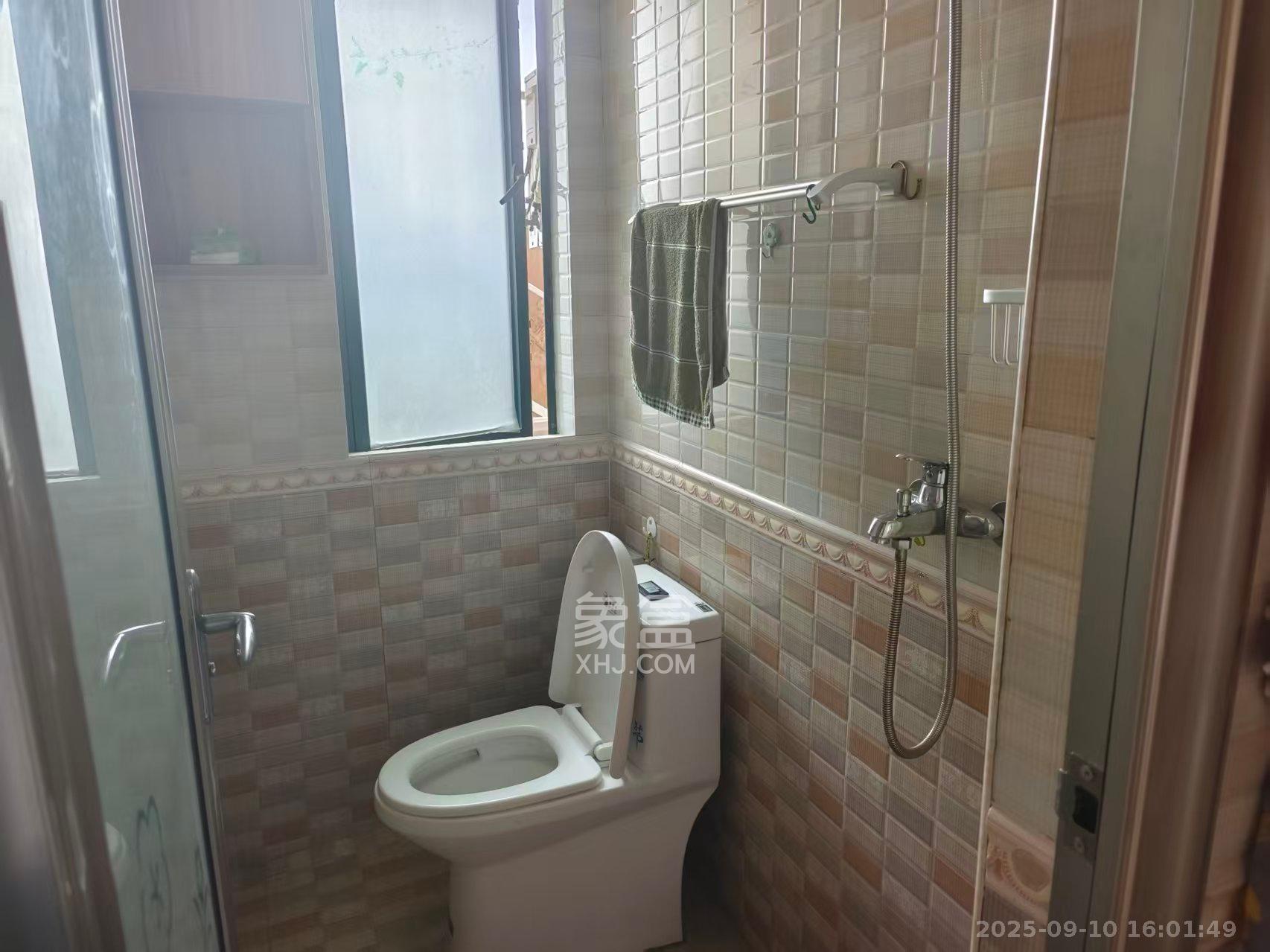 洋湖时代  1室1厅1卫    800.0元/月 洋湖时代  1室1厅1卫    800.0元/月室内图