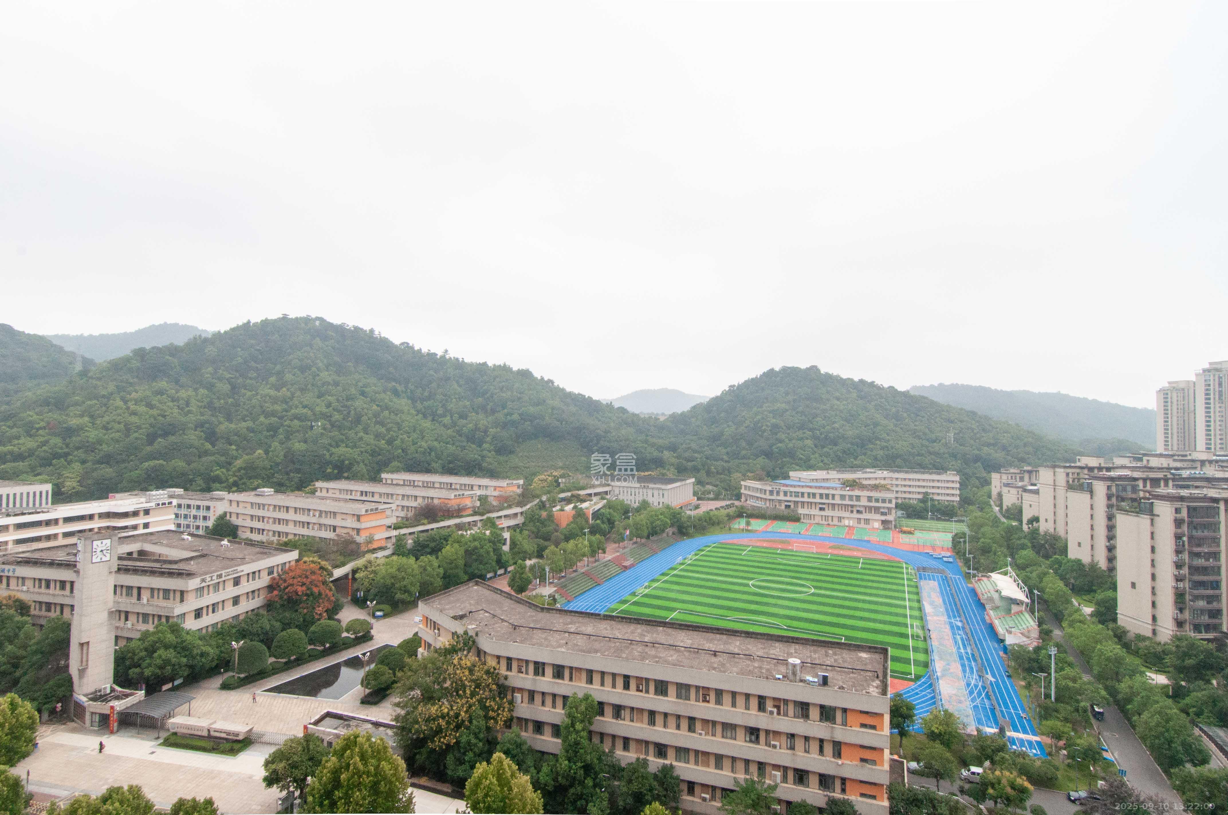 佳兆业云顶梅溪湖（佳兆业梅溪荟）  3室2厅2卫    125.0万其他