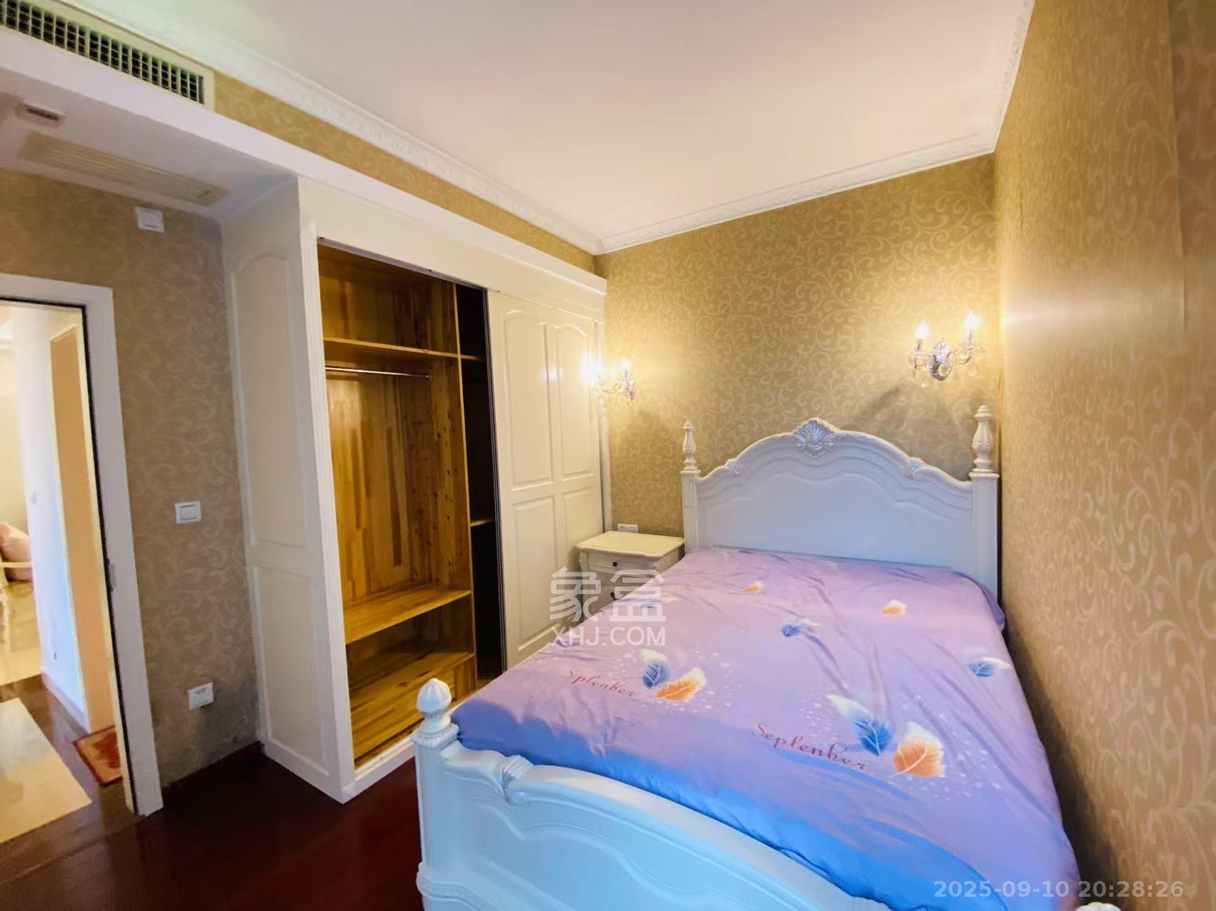 书院观邸  2室1厅1卫    3500.0元/月 书院观邸  2室1厅1卫    3500.0元/月室内图