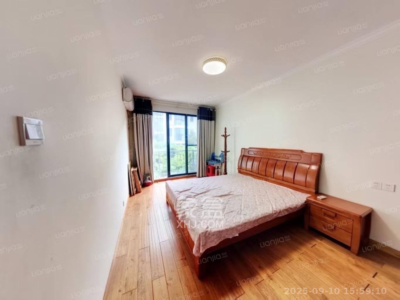 西街花园 3室1厅1卫 3000.0元/月 西街花园 3室1厅1卫 3000.0元/月室内图