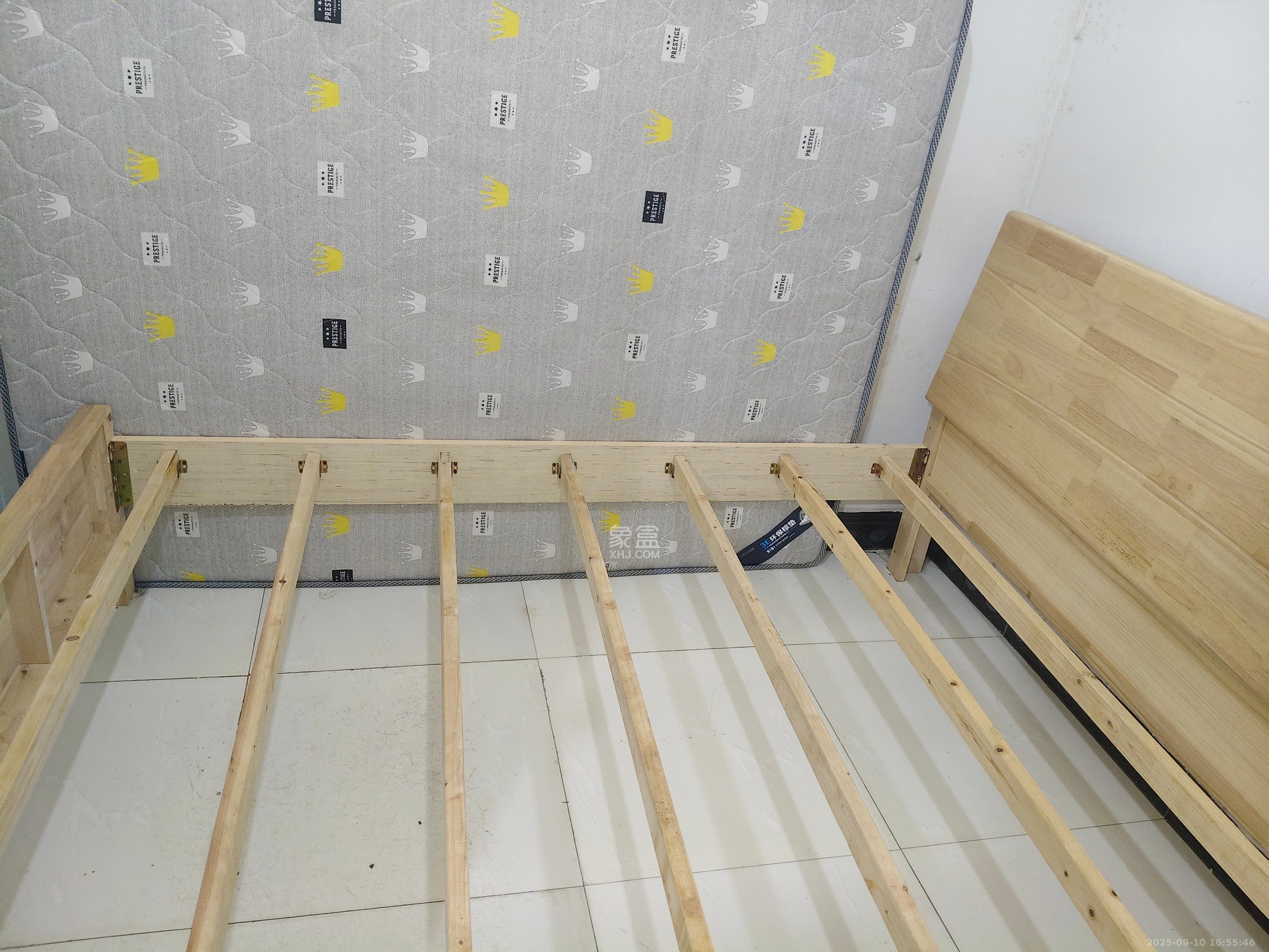 新桥沁园（银港农贸市场）  1室0厅0卫    1100.0元/月室内图