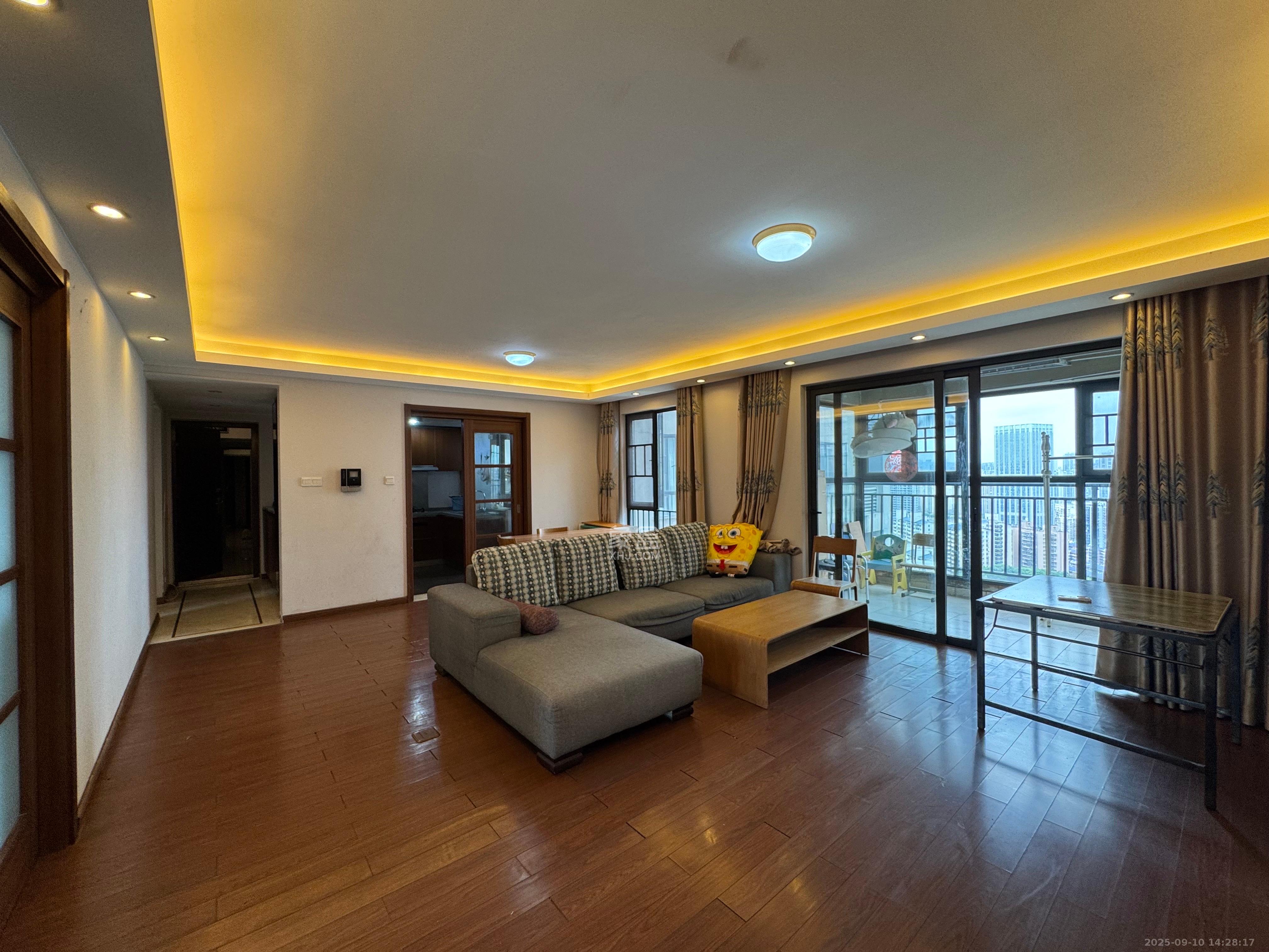 万科金域华府三四期  4室2厅2卫    2800.0元/月 万科金域华府三四期  4室2厅2卫    2800.0元/月