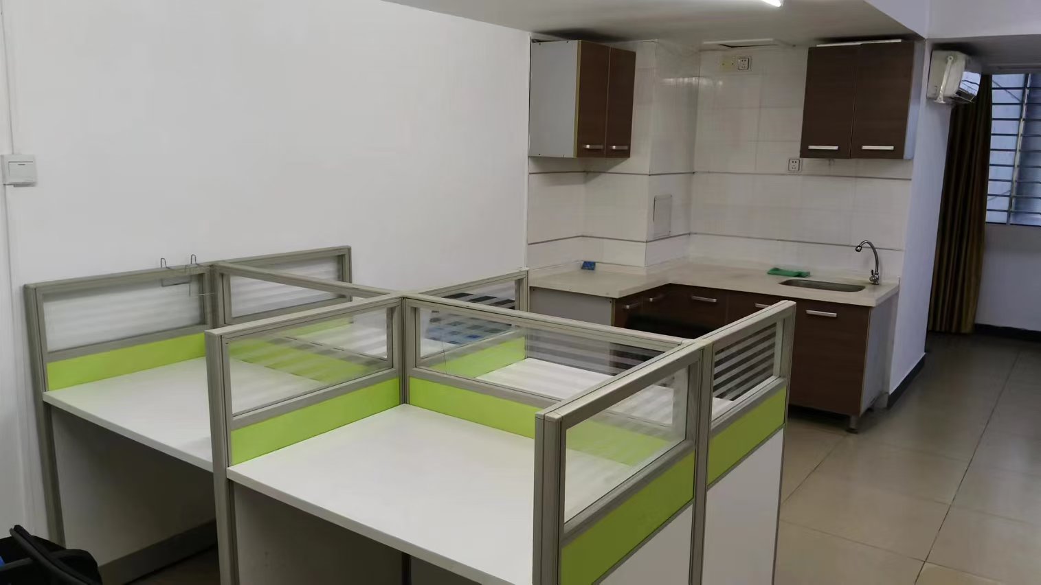 帝国大厦  1室0厅1卫    1500.0元/月室内图