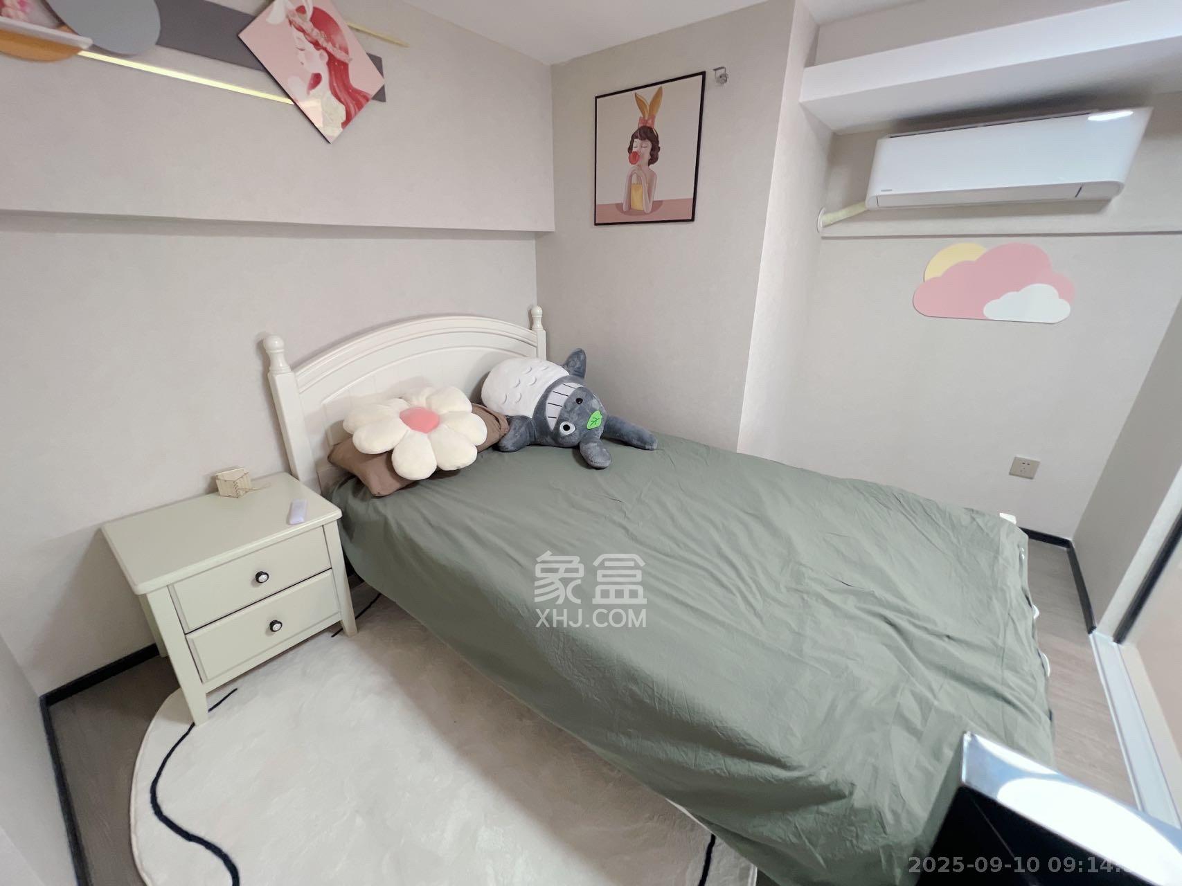 中一鲲出(鲲鹏府) 1室1厅1卫 2600.0元/月 中一鲲出(鲲鹏府) 1室1厅1卫 2600.0元/月室内图