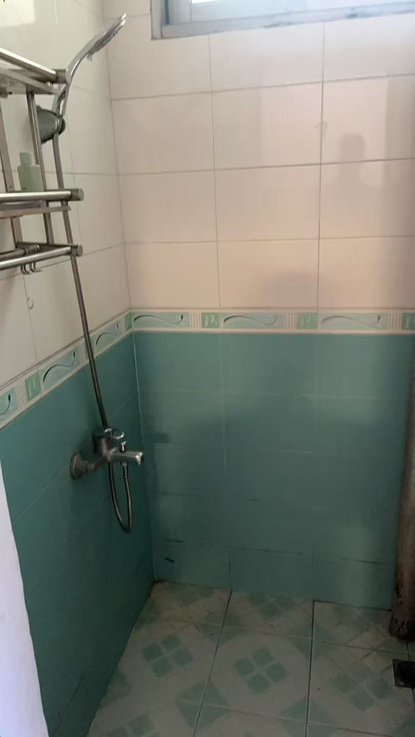 宏源证券大厦  3室1厅1卫   1800.00元/月室内图