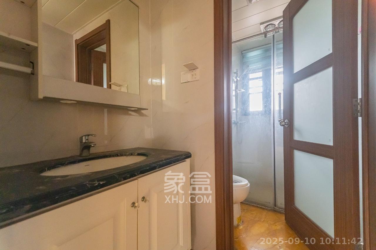 碧桂园威尼斯城  3室2厅1卫    2200.0元/月 碧桂园威尼斯城  3室2厅1卫    2200.0元/月室内图