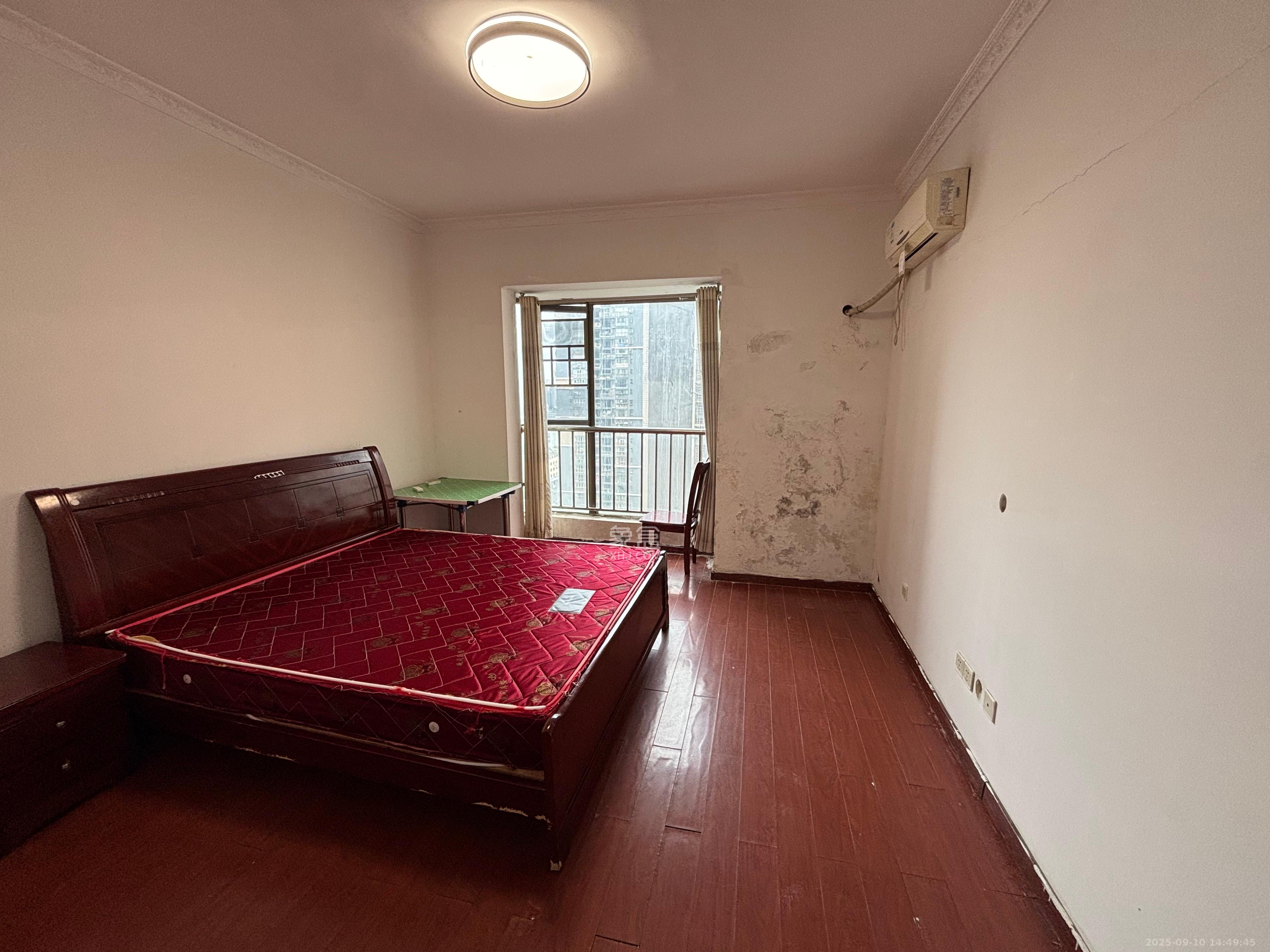 岳泰理想城  4室2厅1卫    3300.0元/月 岳泰理想城  4室2厅1卫    3300.0元/月室内图