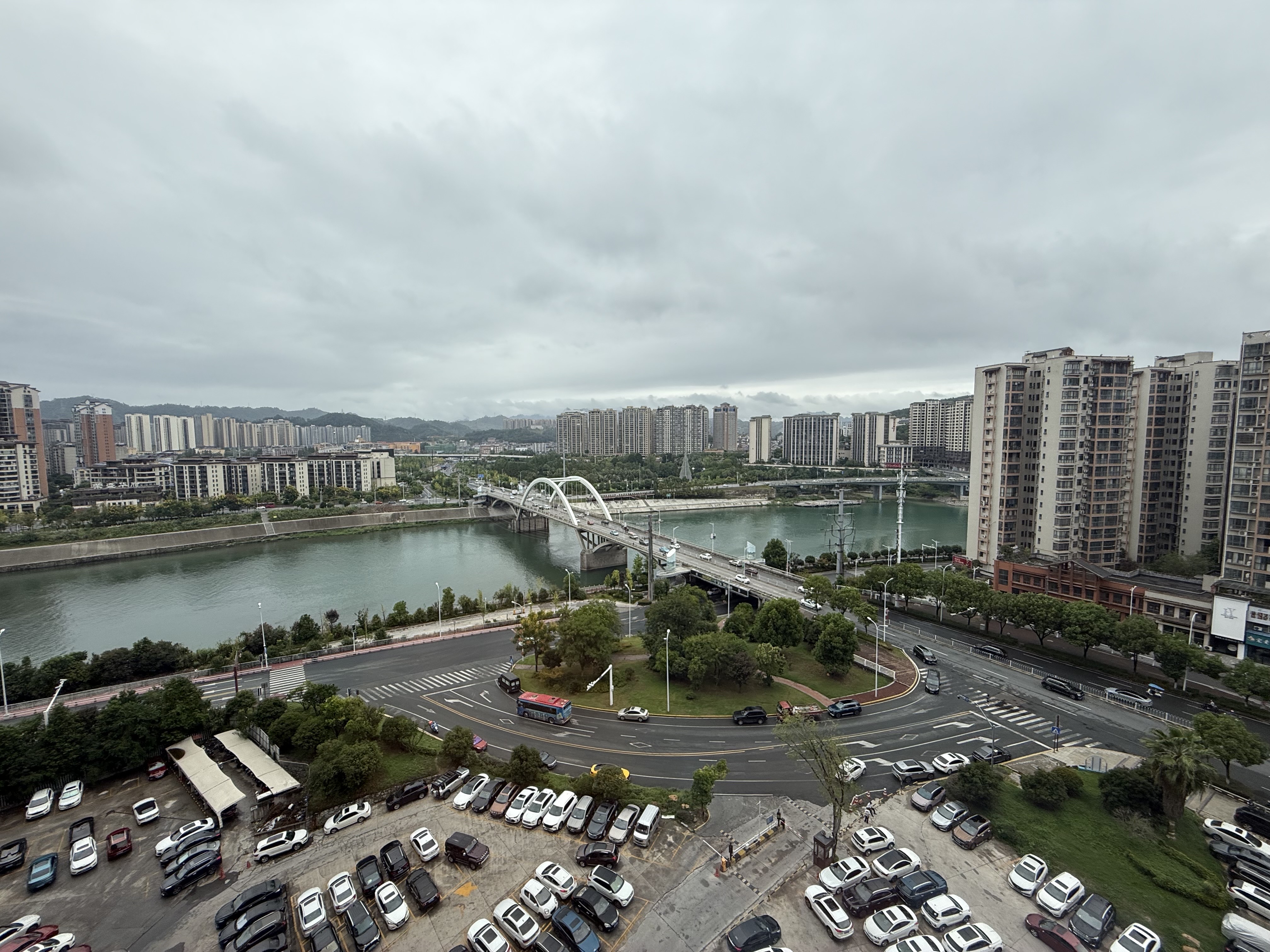 山水印象  3室2厅2卫    75.8万户型图