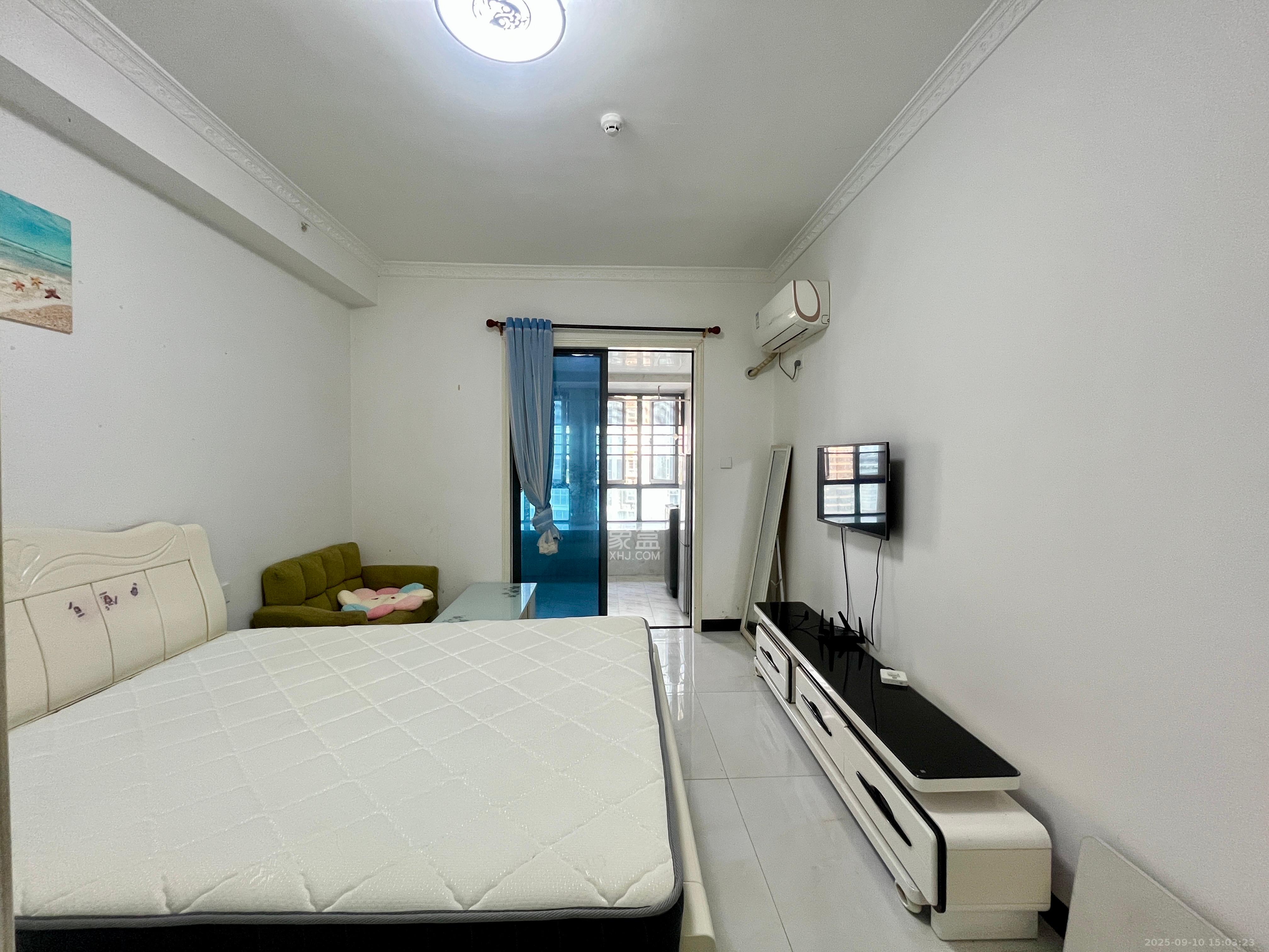 海德公园  1室1厅1卫    1200.0元/月室内图