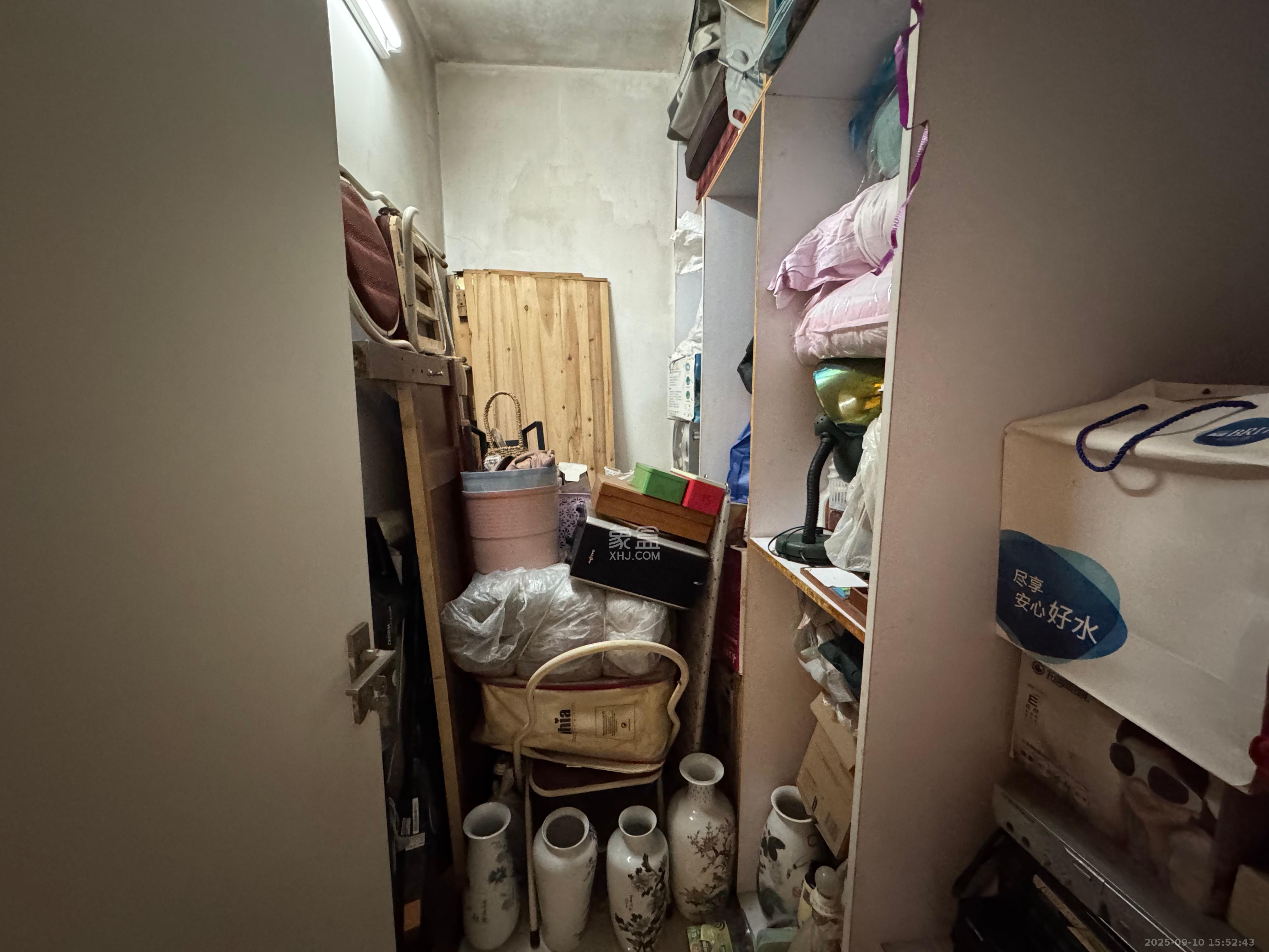 柠檬丽都  4室2厅2卫   2900.00元/月室内图