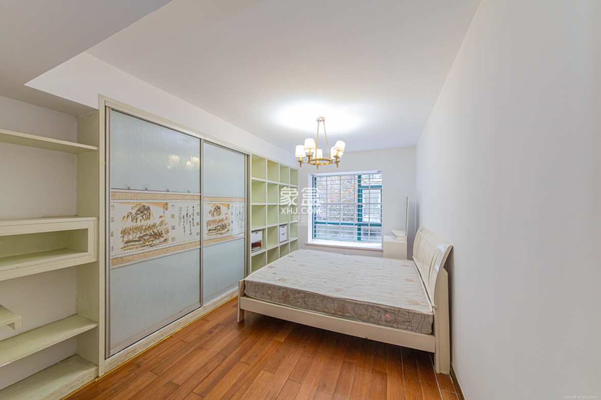 富景园  3室2厅1卫    106.0万 富景园  3室2厅1卫    106.0万卧室