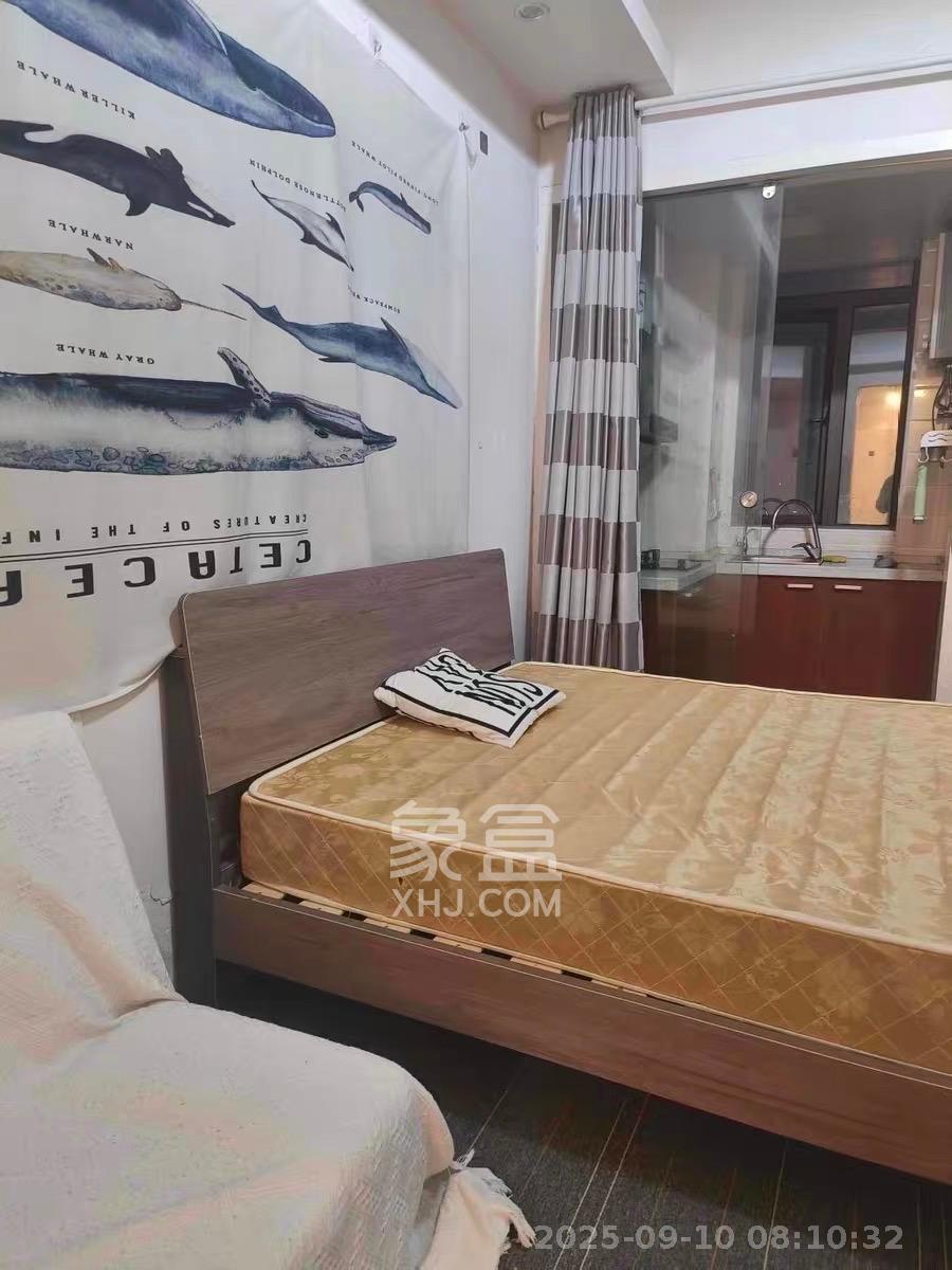 水岸世景  1室1厅1卫    1200.0元/月室内图