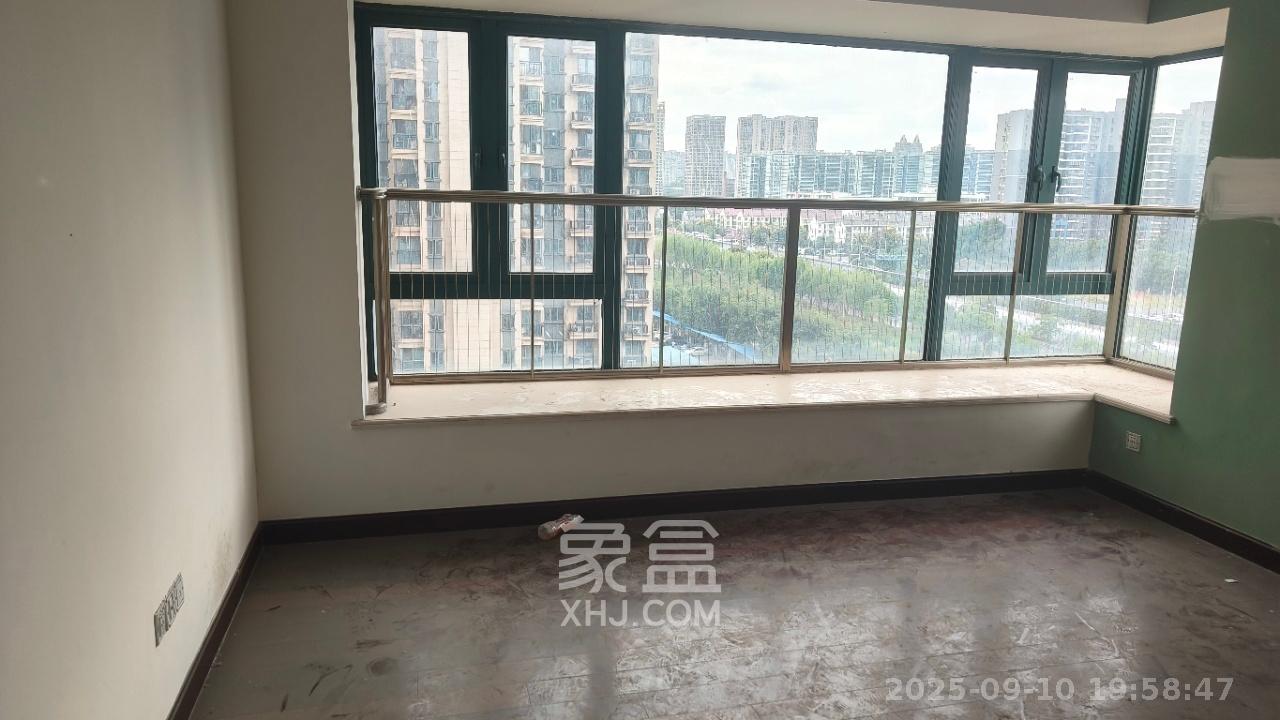 恒大绿洲  3室2厅1卫   2500.00元/月室内图