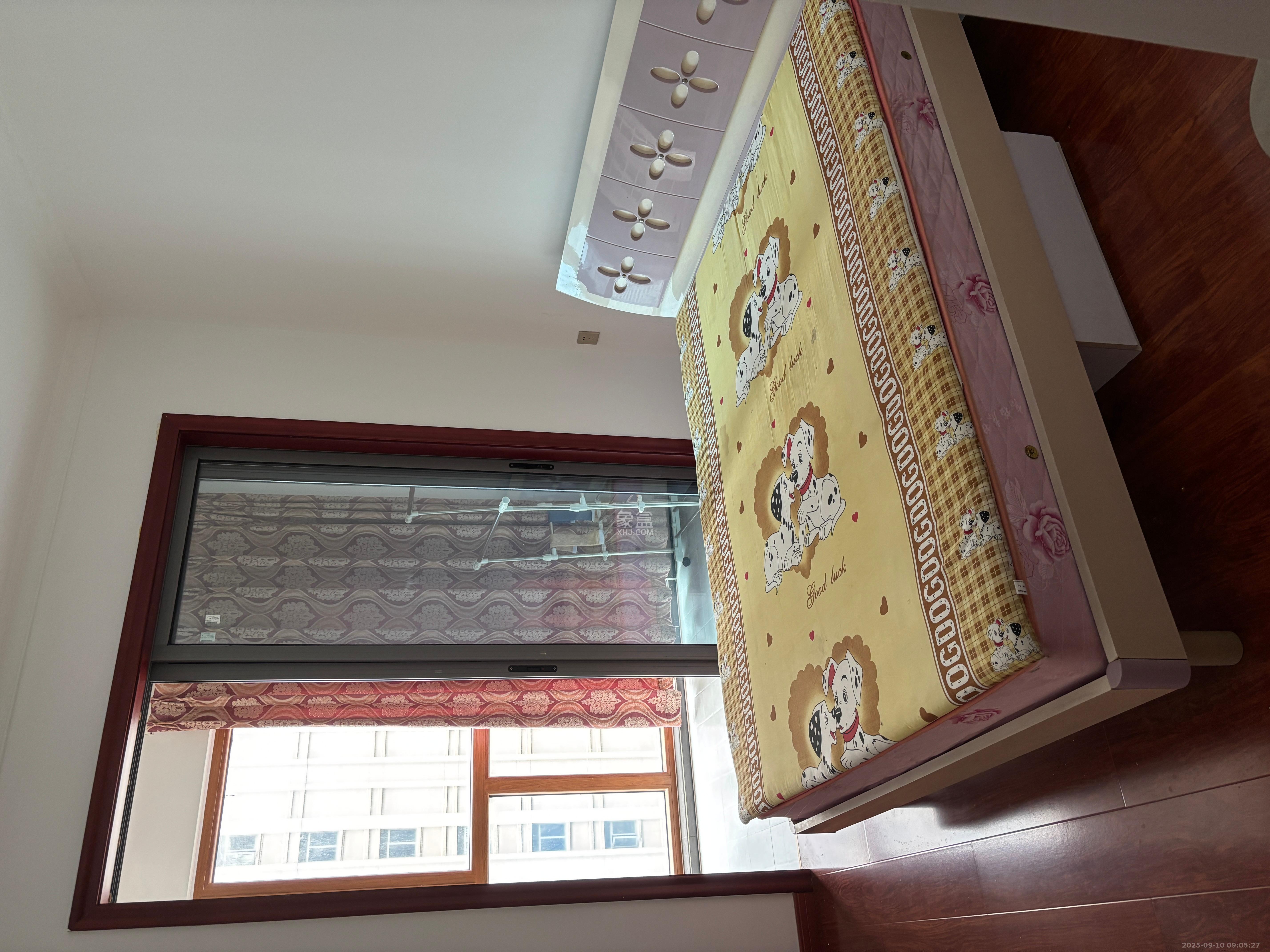 八方小区B区  3室2厅1卫    4000.0元/月 八方小区B区  3室2厅1卫    4000.0元/月室内图