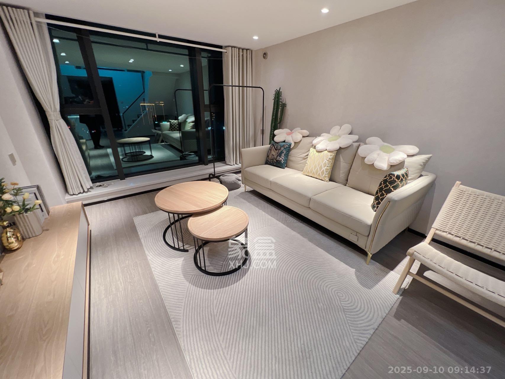 中一鲲出（鲲鹏府）  1室1厅1卫    2600.0元/月室内图