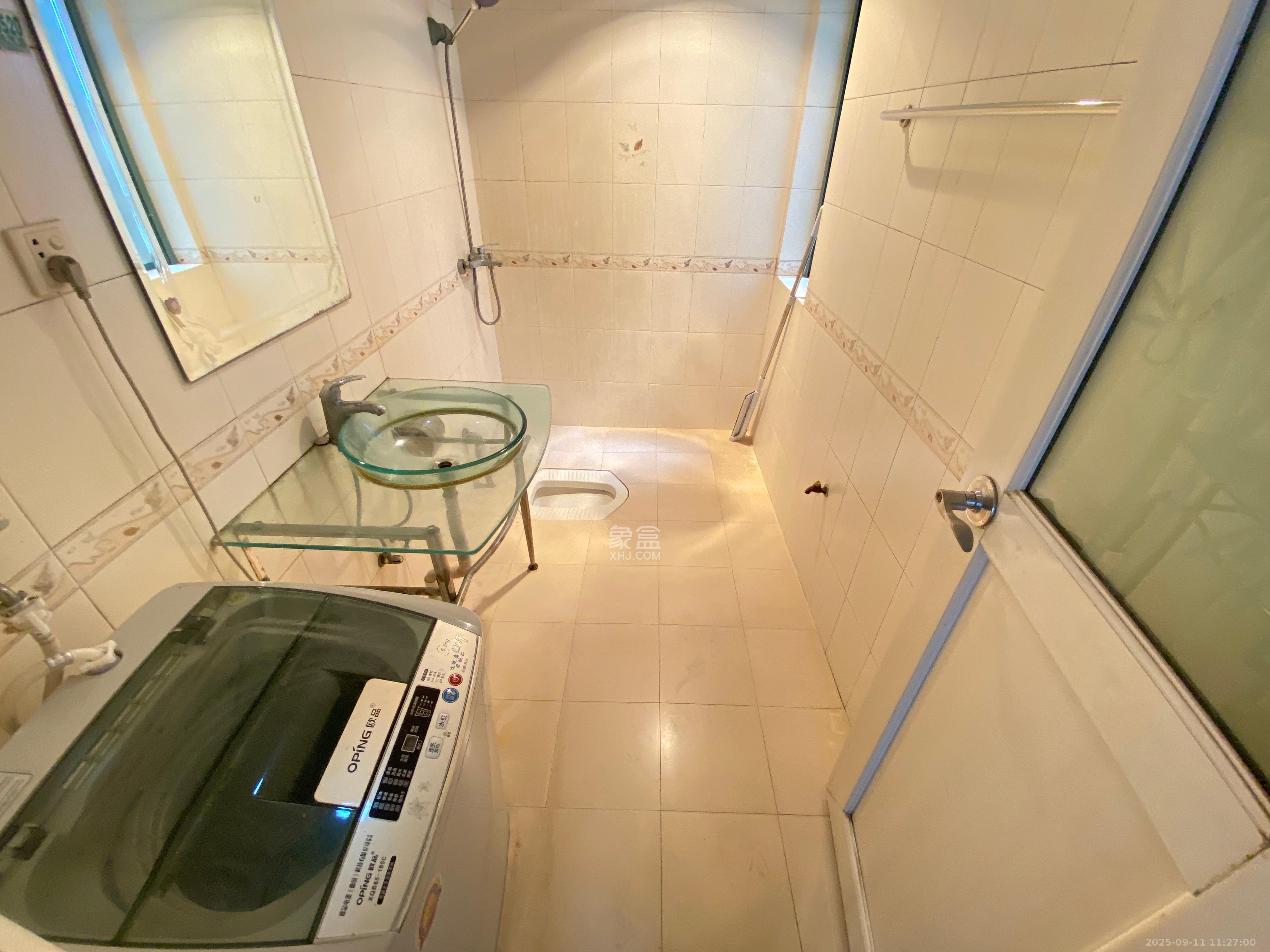 华盛家园  3室2厅2卫    2200.0元/月 华盛家园  3室2厅2卫    2200.0元/月室内图