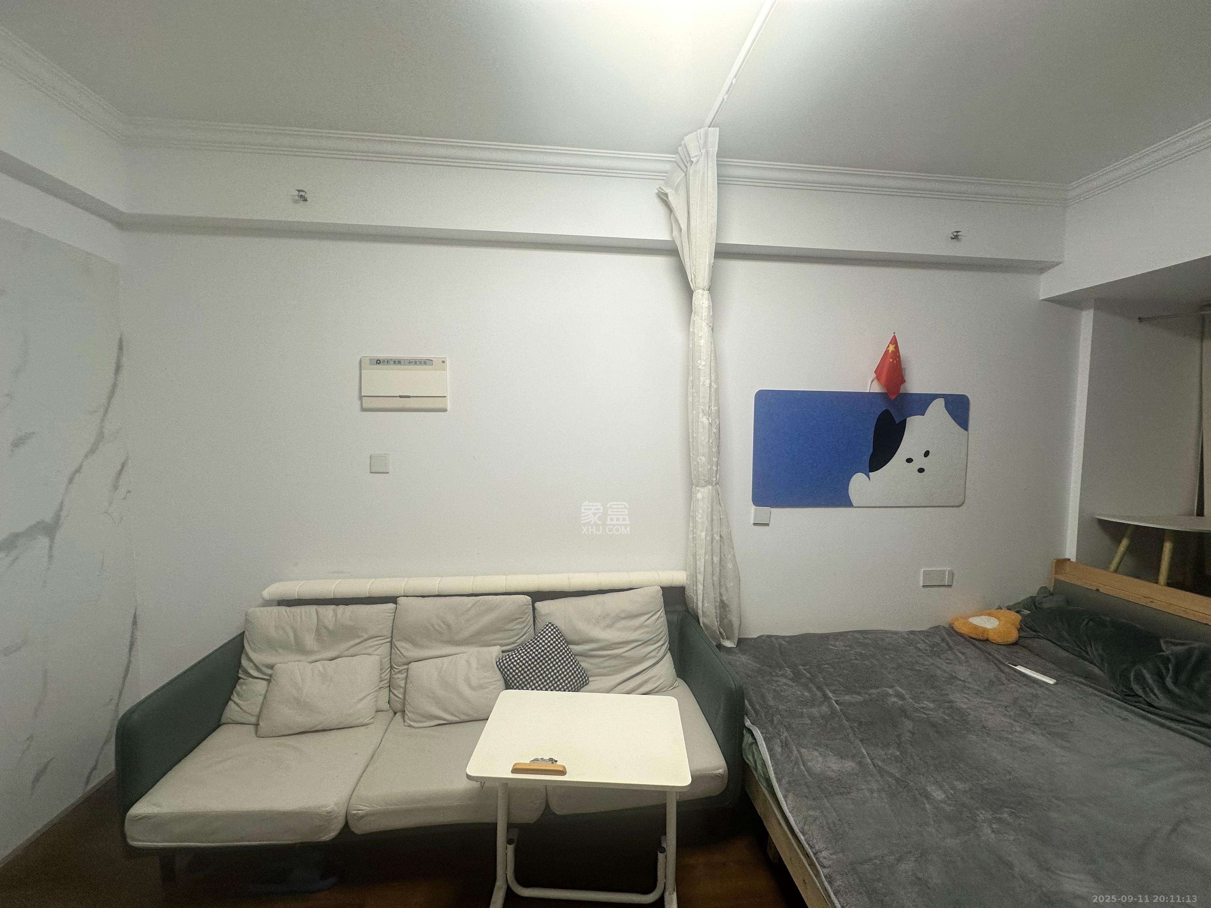 保利海德公园  1室1厅1卫    1750.0元/月室内图