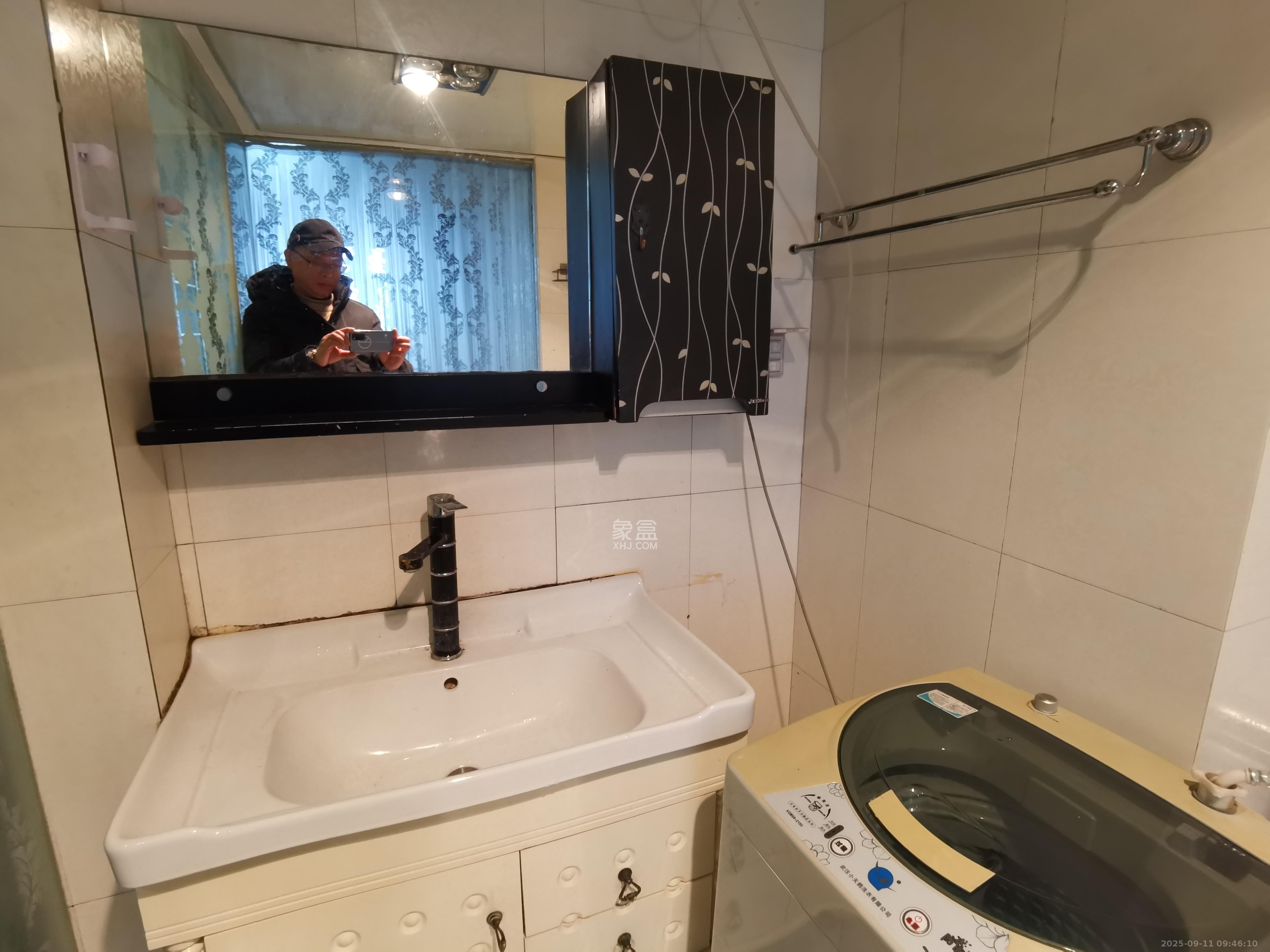 湘聚大厦  1室1厅1卫    1400.0元/月室内图