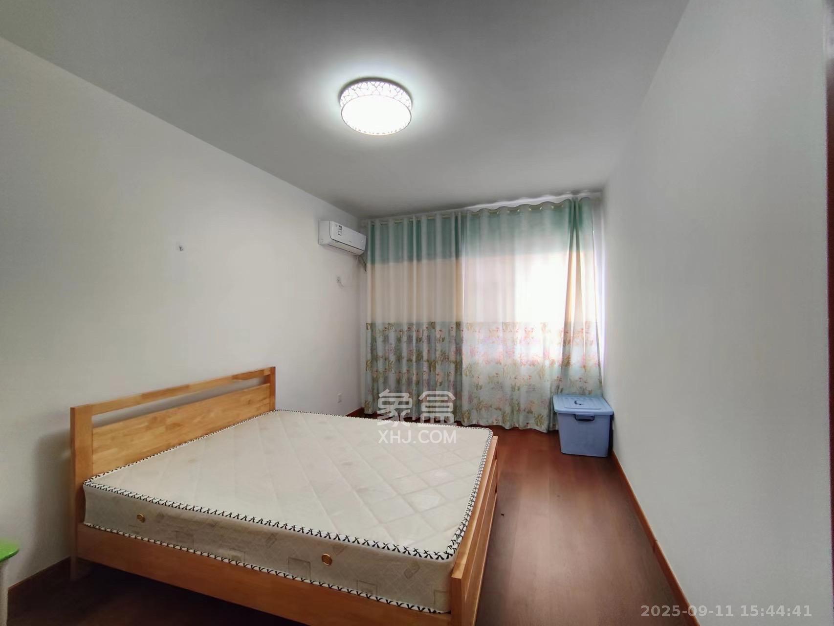 鑫远和城(一、二期)  4室2厅2卫    2600.0元/月 鑫远和城(一、二期)  4室2厅2卫    2600.0元/月室内图