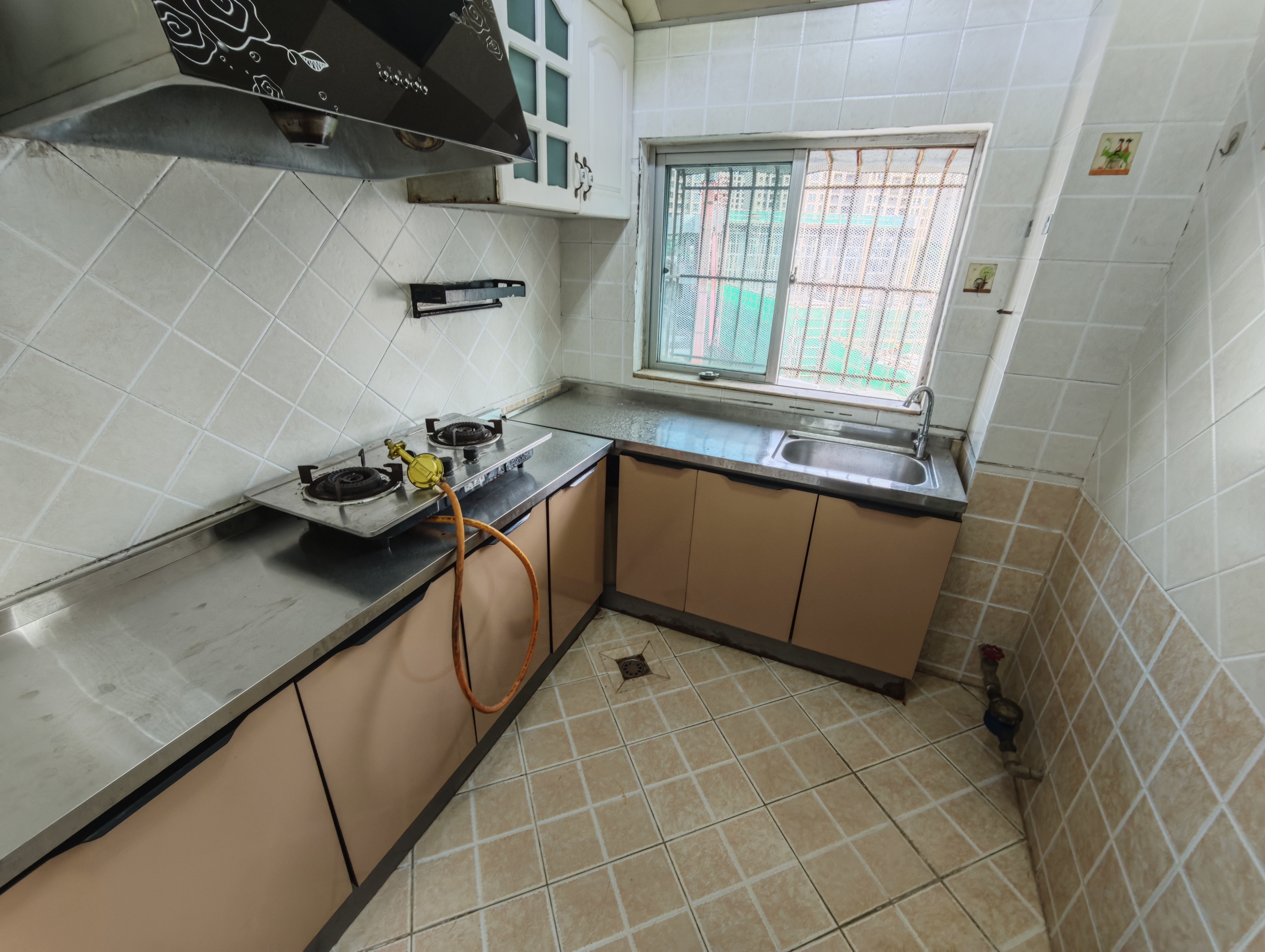 晶莹花园 1室1厅1卫 1000.0元/月 晶莹花园 1室1厅1卫 1000.0元/月室内图