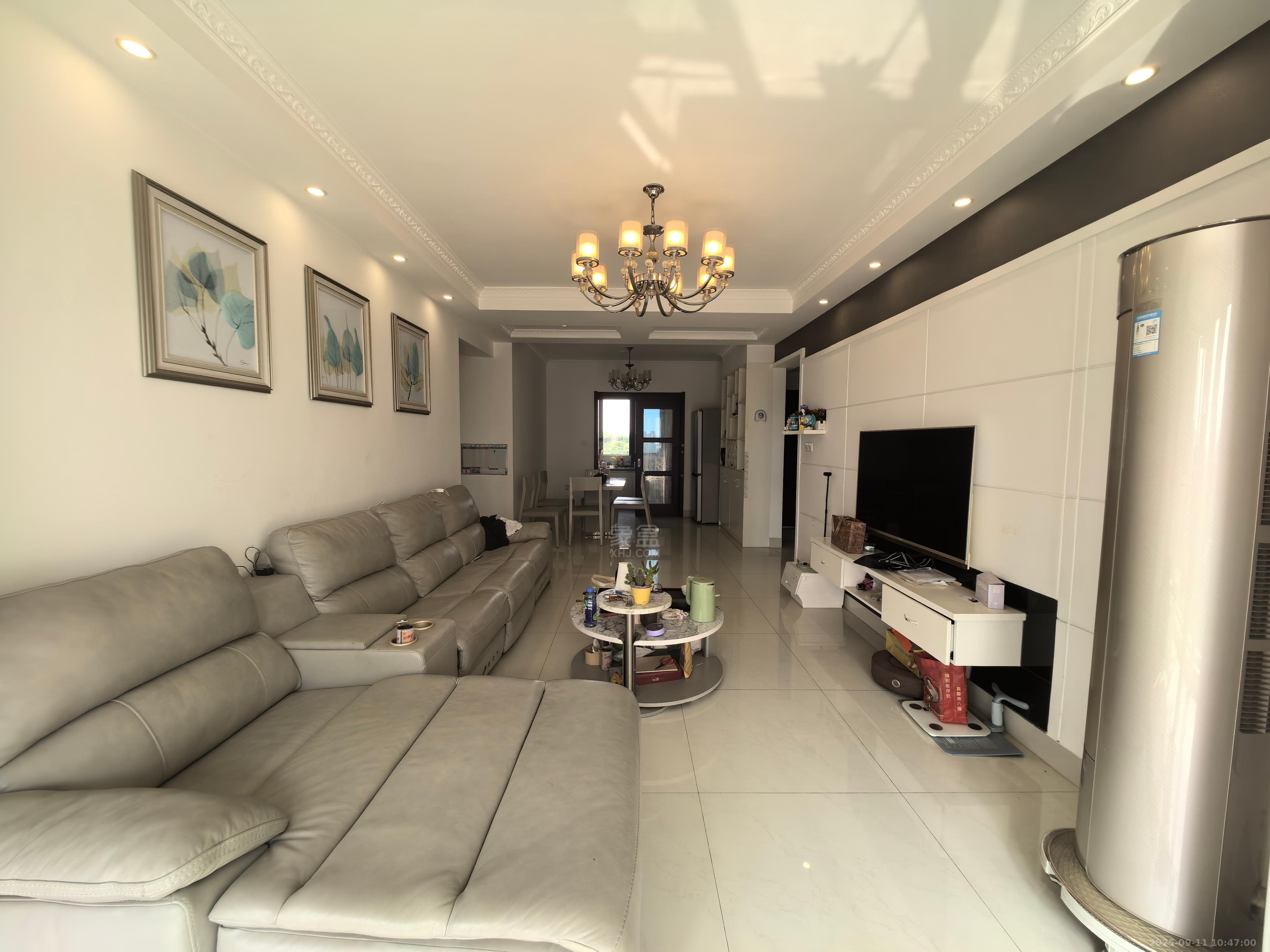 碧桂园 3室2厅1卫 1700.0元/月 碧桂园 3室2厅1卫 1700.0元/月室内图