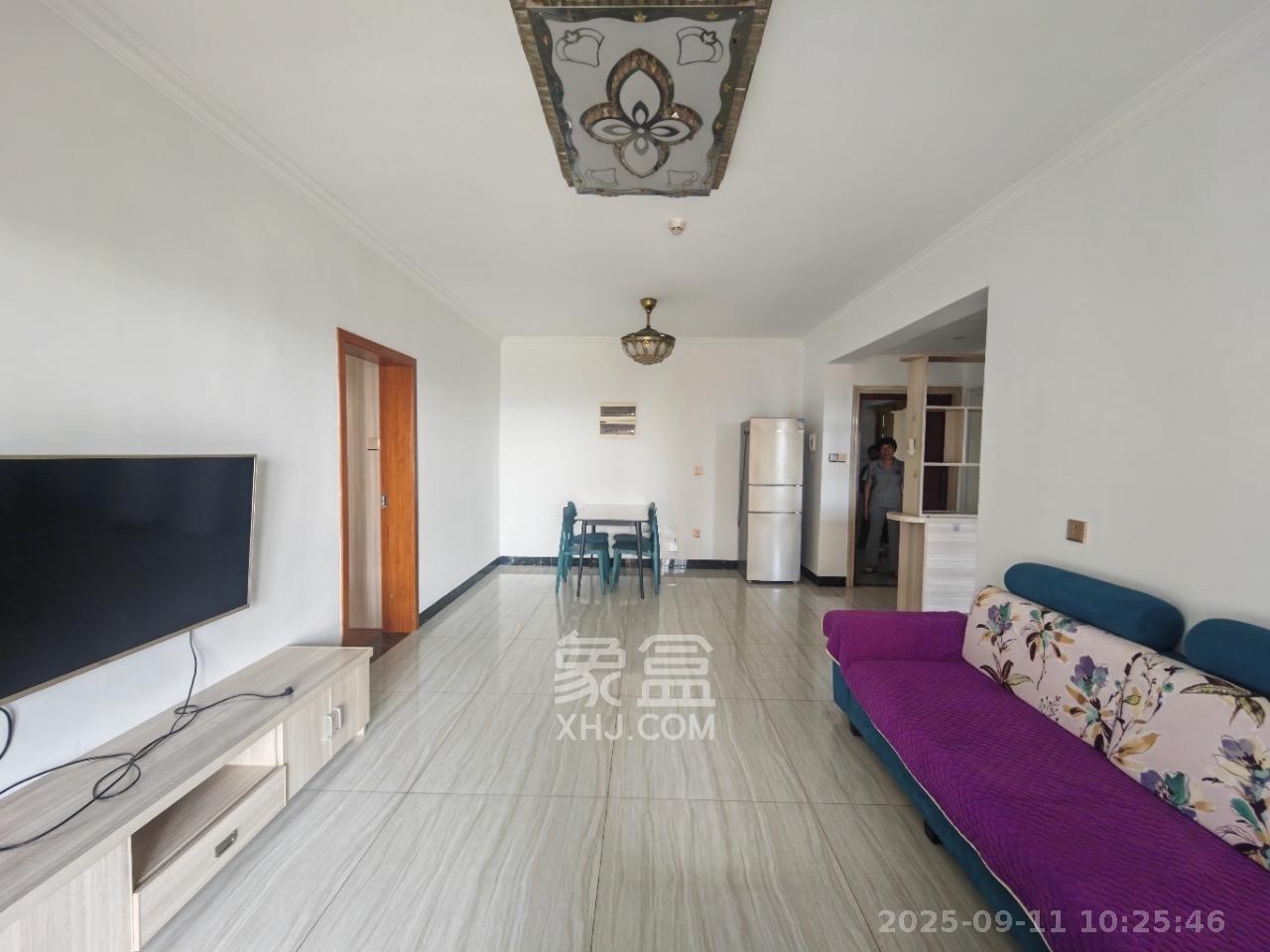 荷韵园 2室2厅1卫 1800.0元/月 荷韵园 2室2厅1卫 1800.0元/月室内图