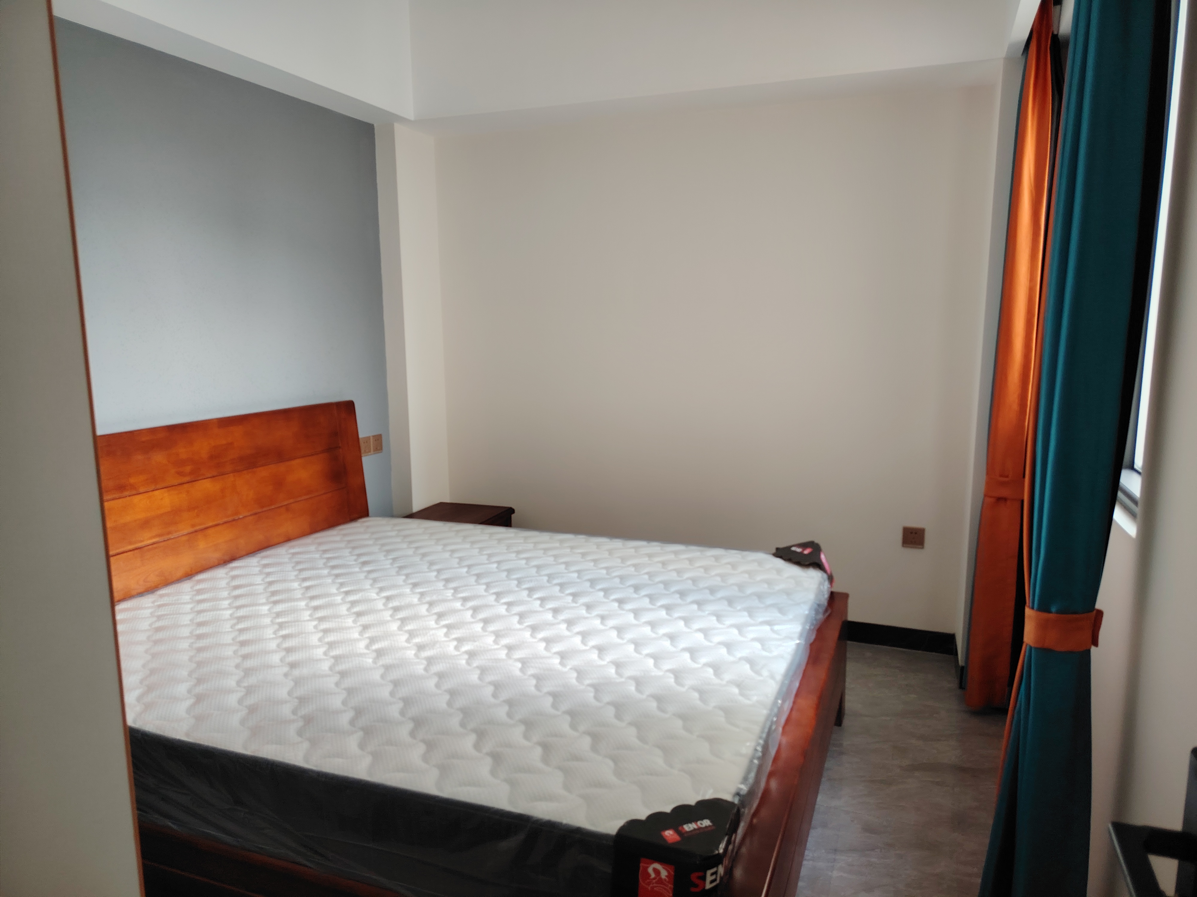 顺发新村 2室2厅1卫 2800.0元/月 顺发新村 2室2厅1卫 2800.0元/月室内图